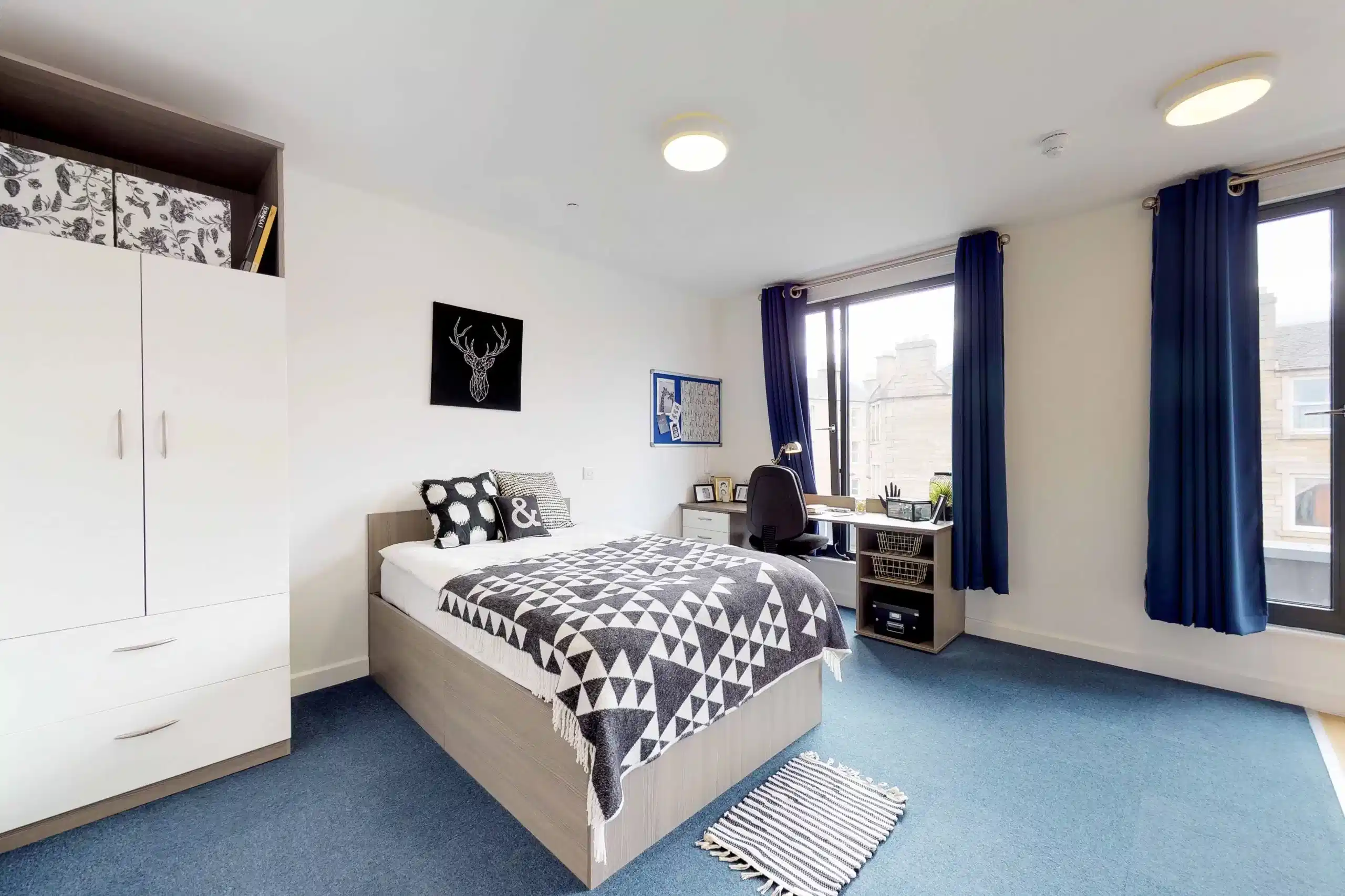 Superior Studio - Bedroom