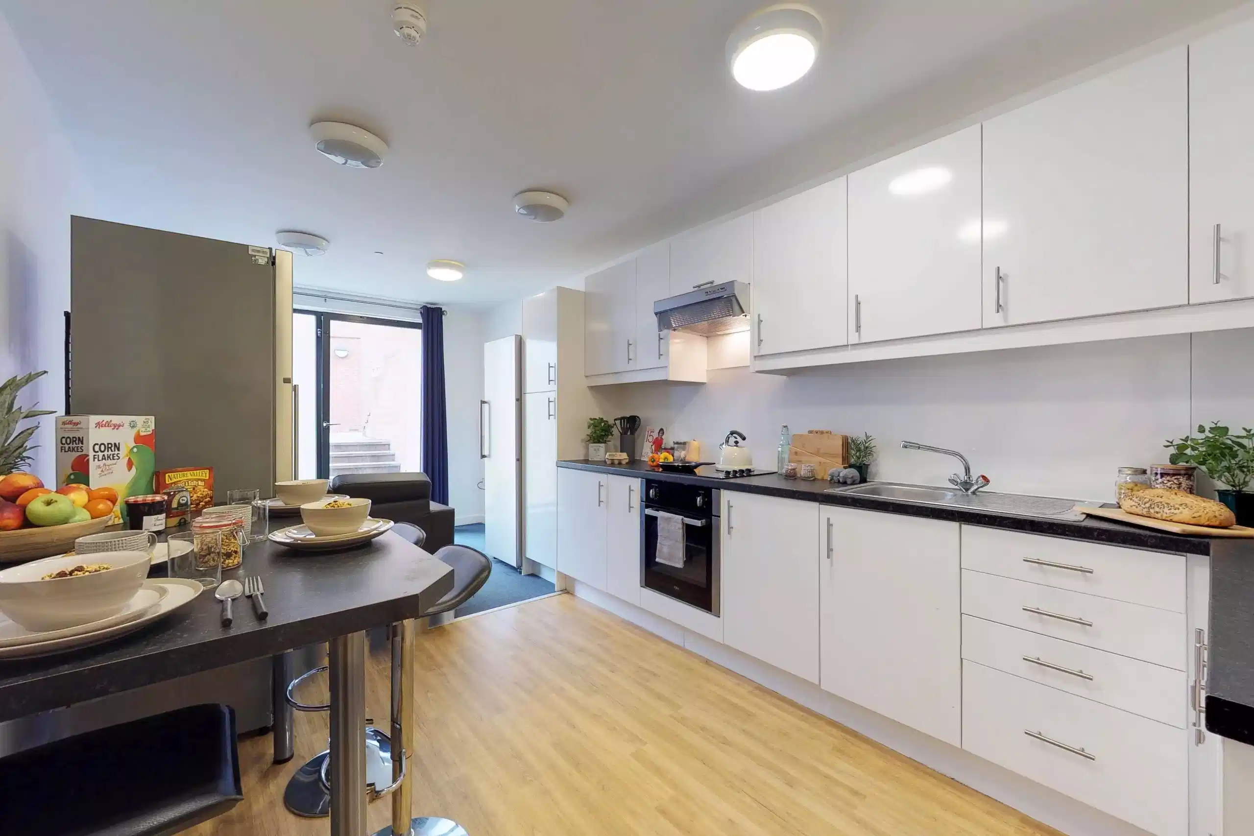 Premium Ensuite - Kitchen