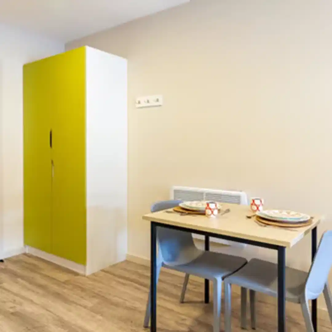 Platinum Studio - Amenities