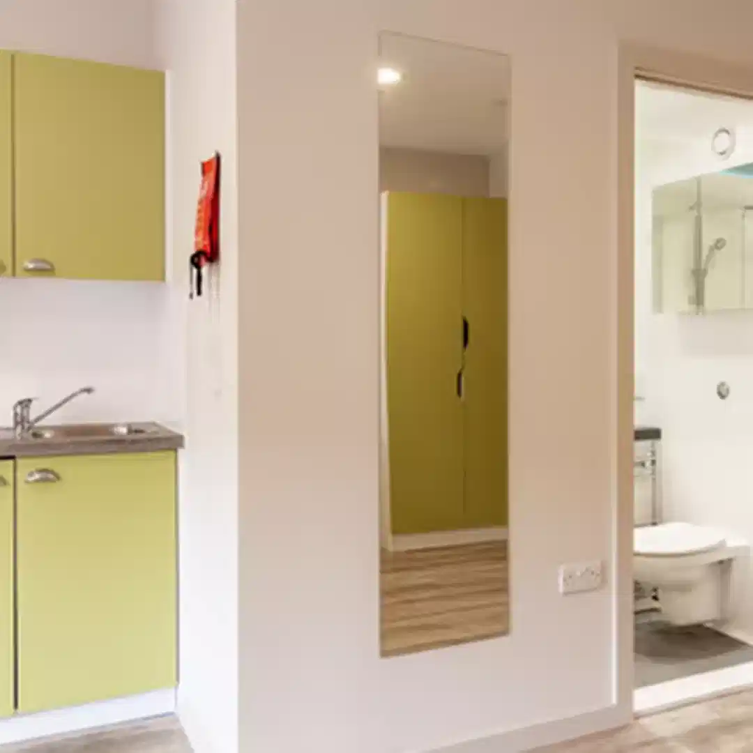Platinum Studio - Room