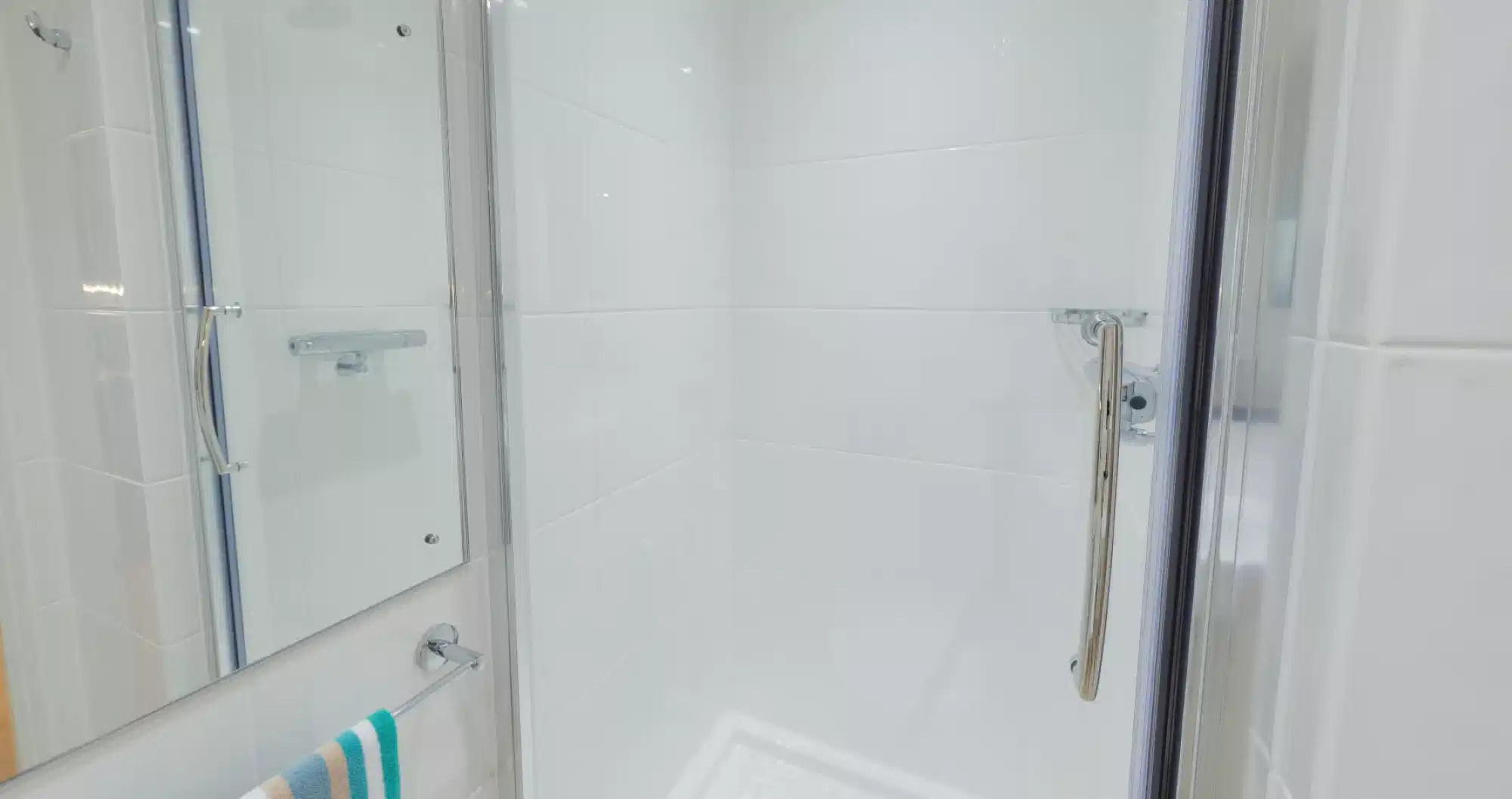 Platinum Studio - Bathroom