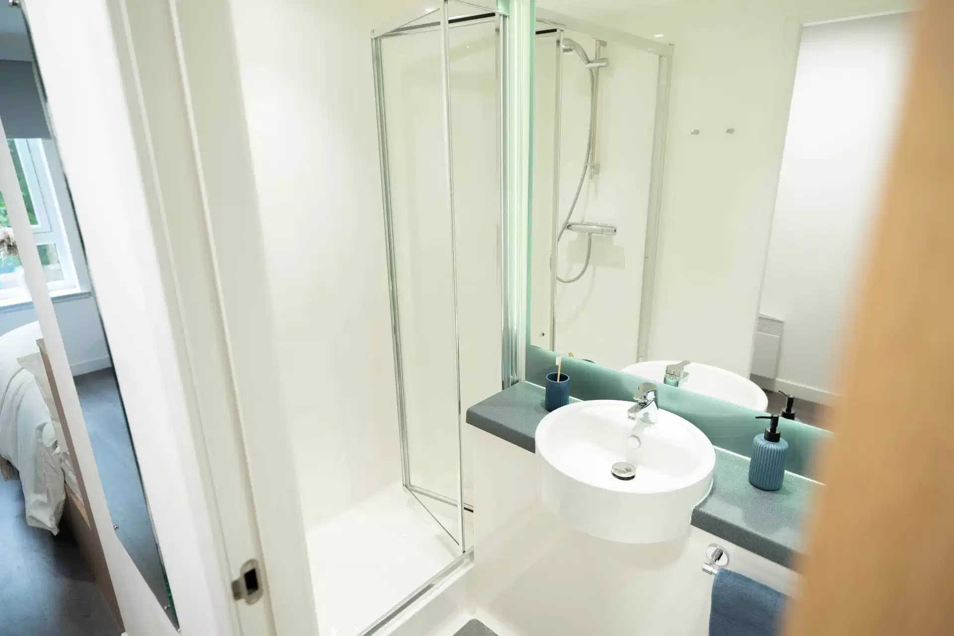 Silver Ensuite, Bridge Street - Bathroom