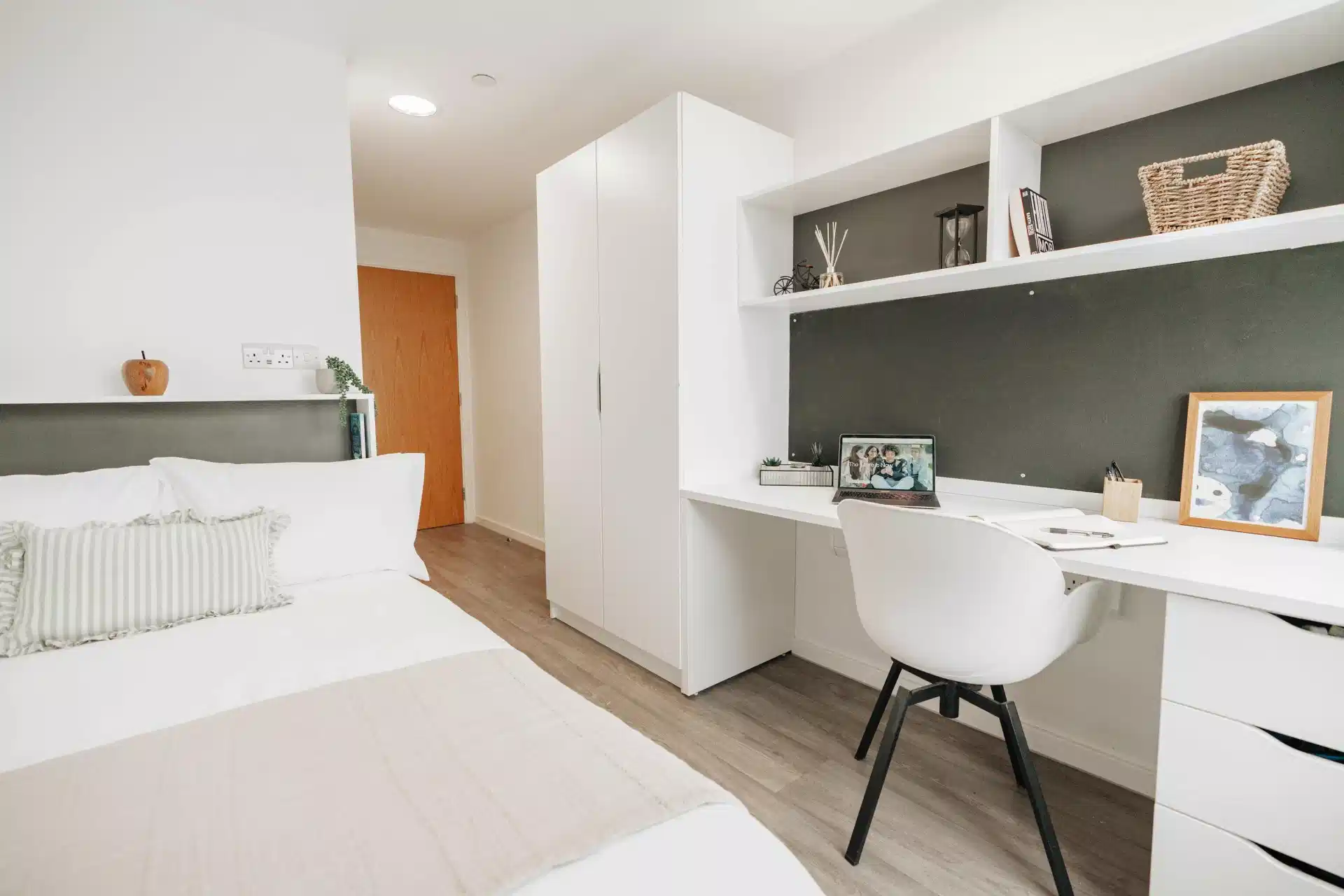 Sea View En Suite - Bedroom