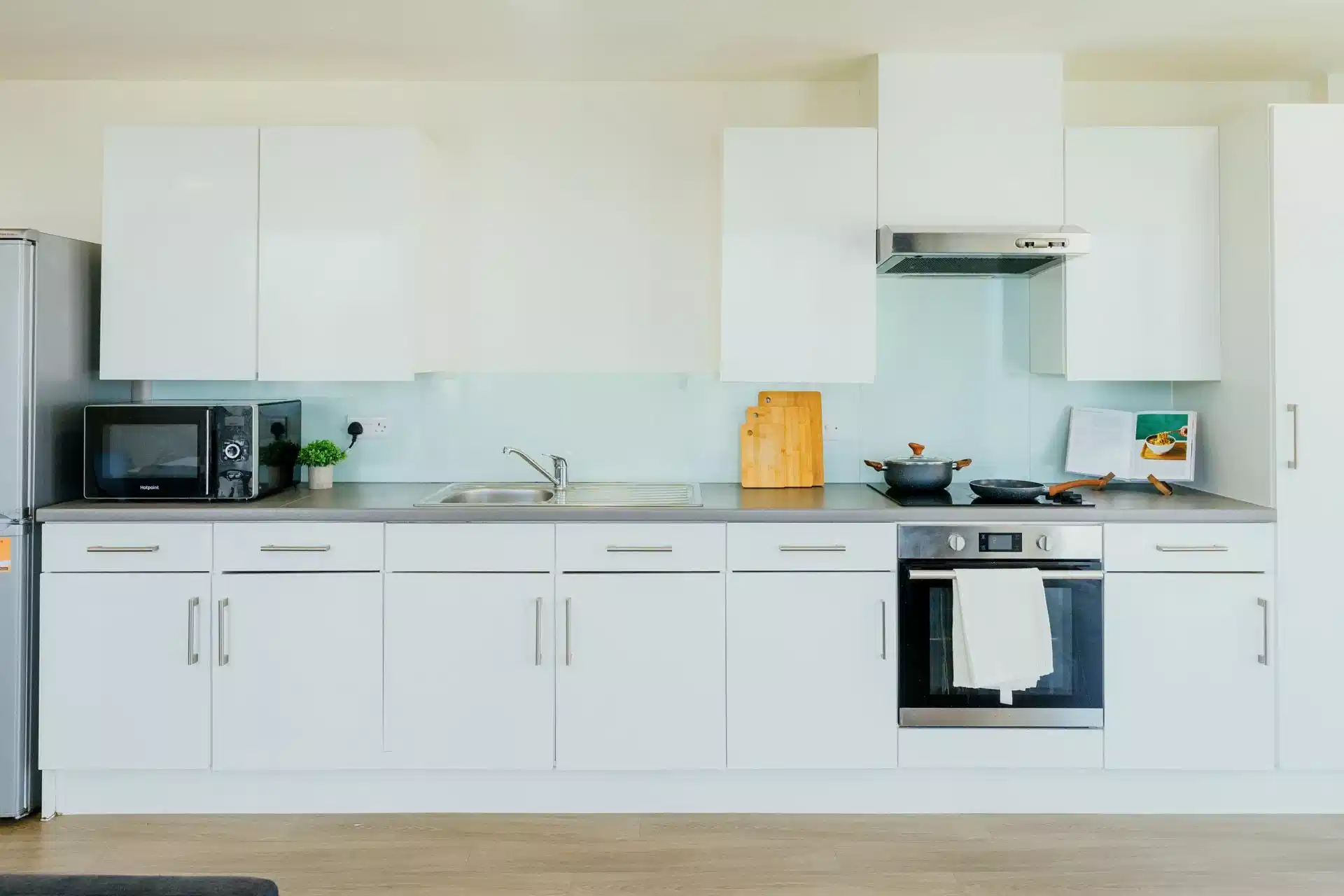 Silver Ensuite, Bridge Street - Kitchen