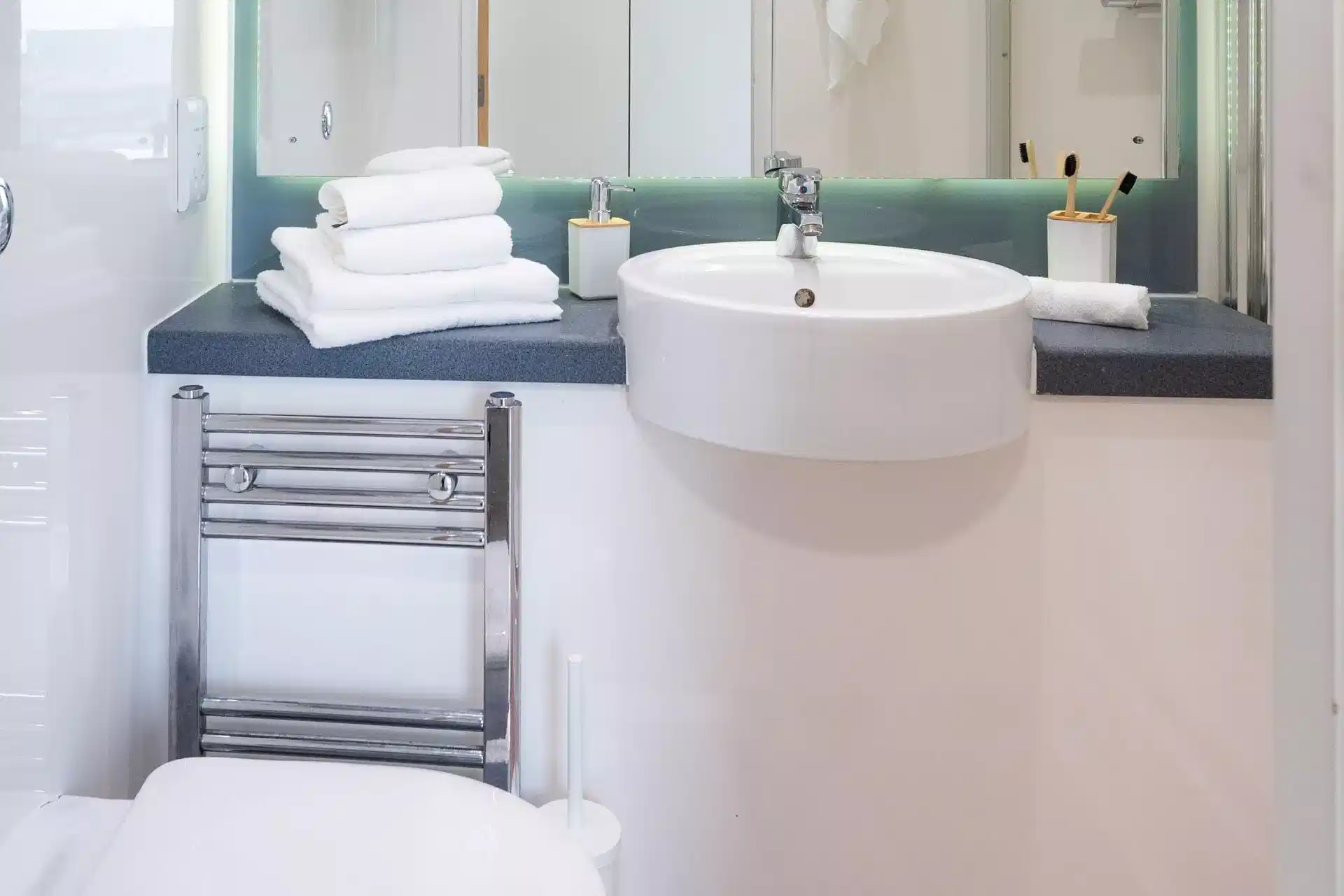 Silver Ensuite, Bridge Street - Bathroom