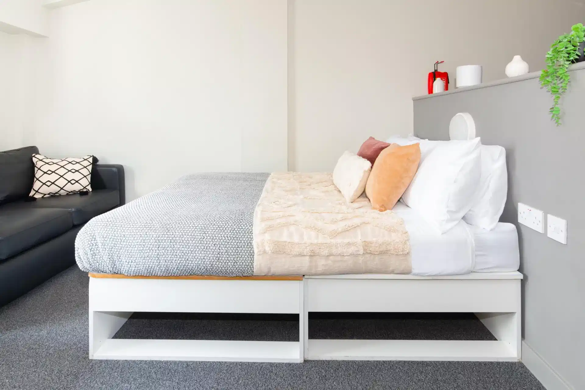 Premium Plus Studio - Bedroom