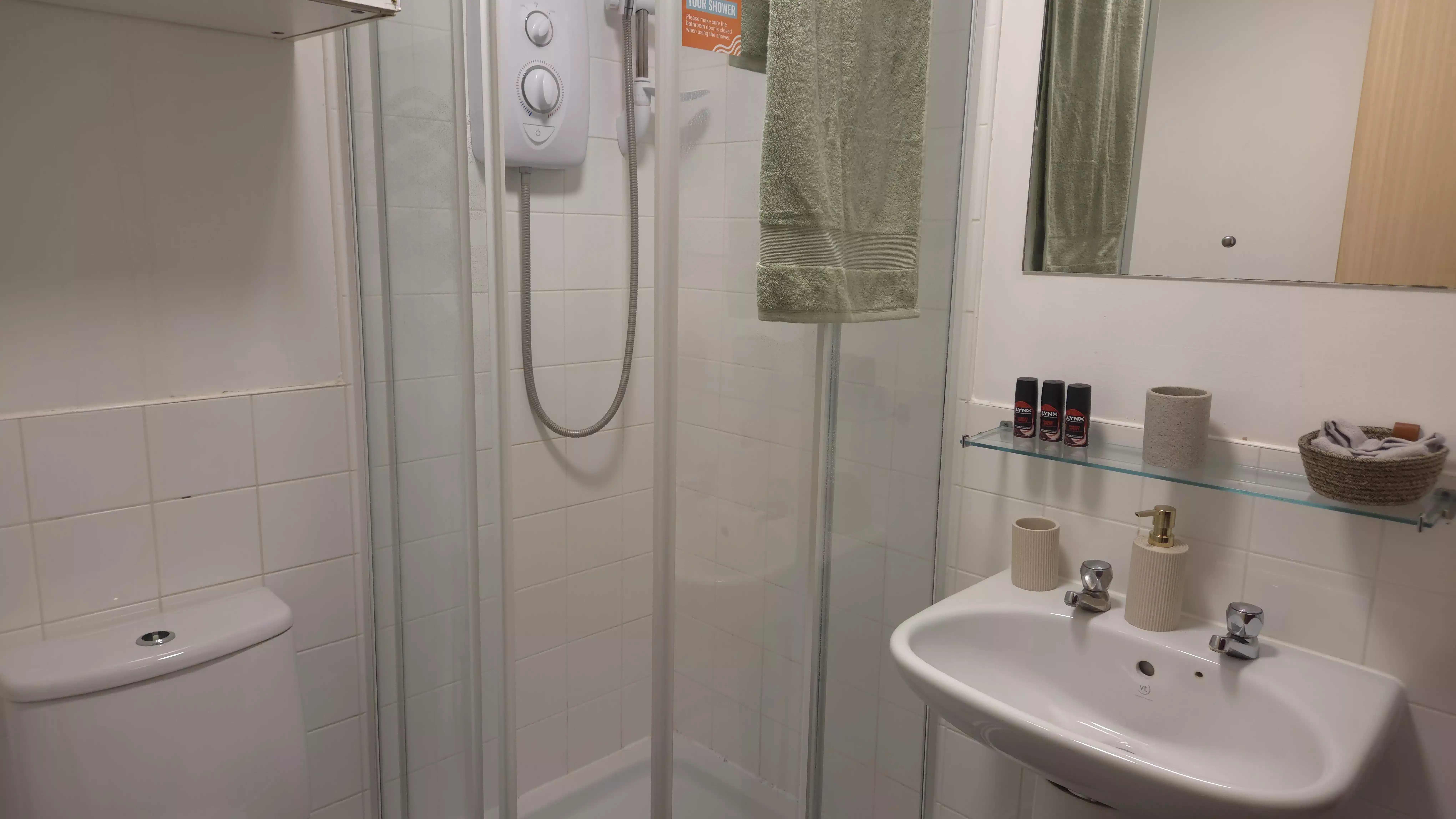 Classic Studio - Bathroom
