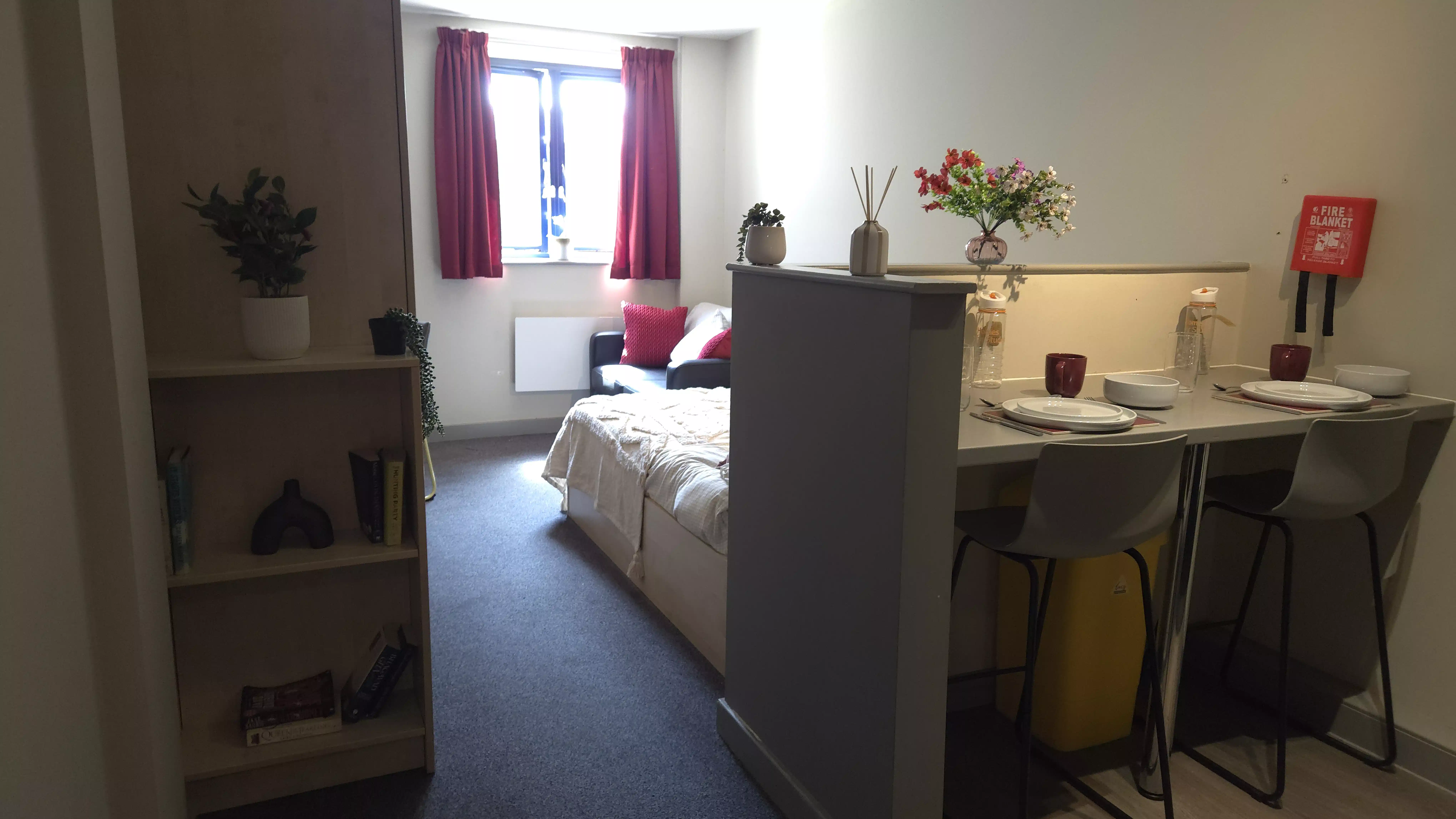 Classic Studio - Bedroom