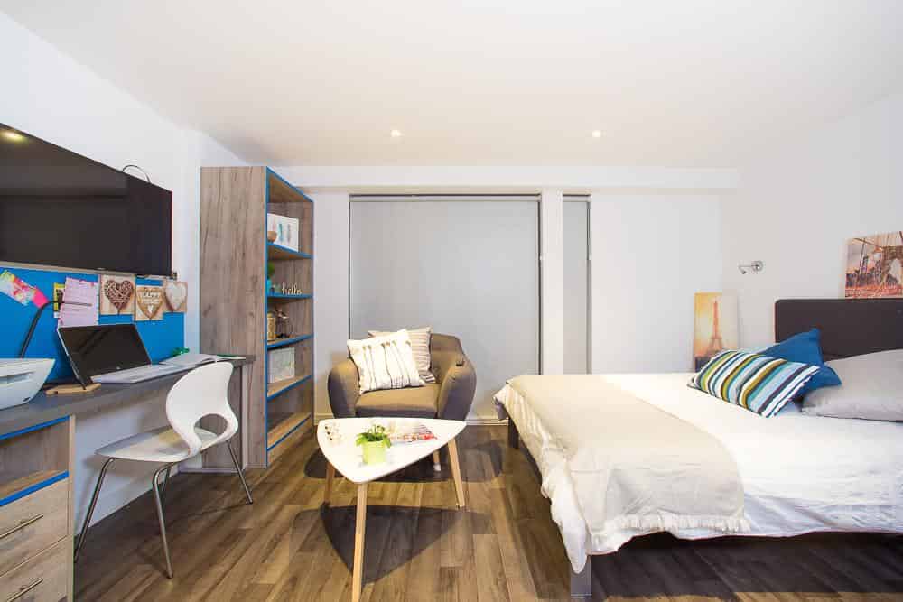 Premium Plus Studio Second Floor - Bedroom