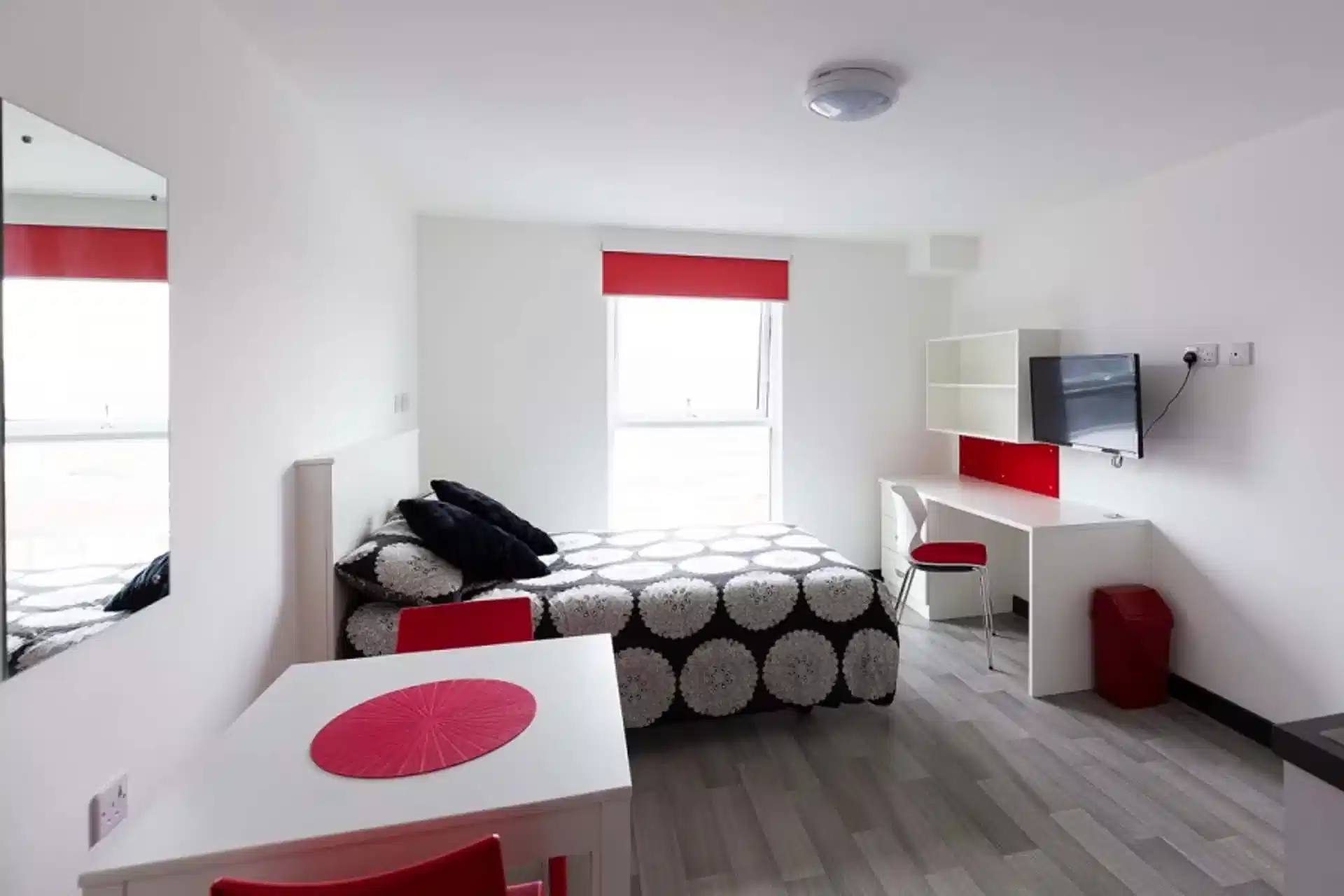 Classic Studio - Bedroom