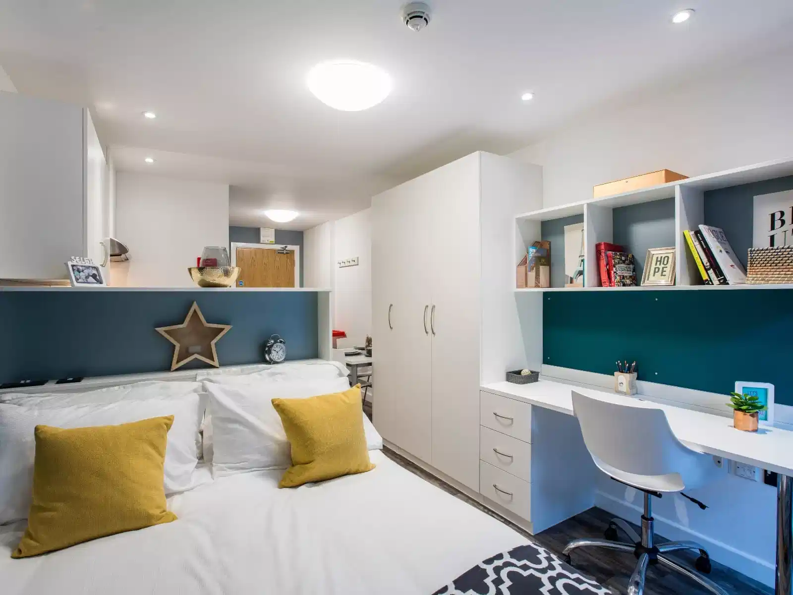Premium Studio - Bedroom