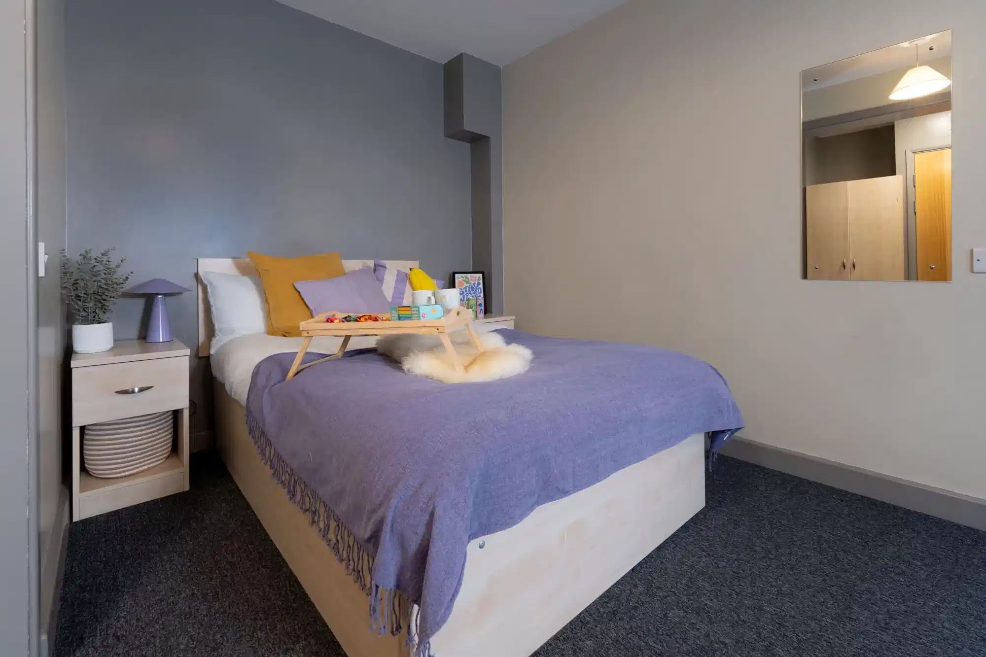 Platinum Studio - Bedroom