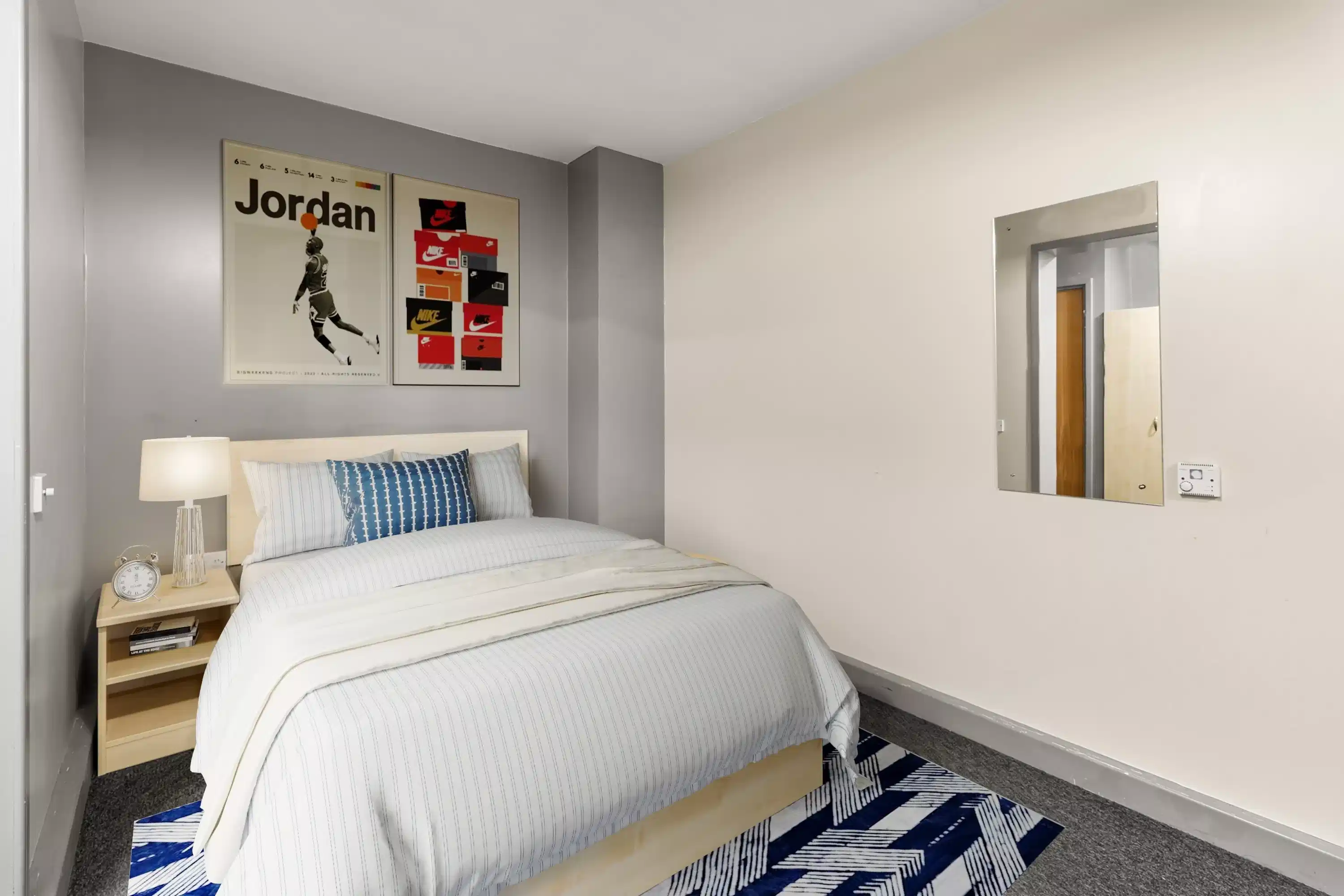 Diamond Studio - Bedroom