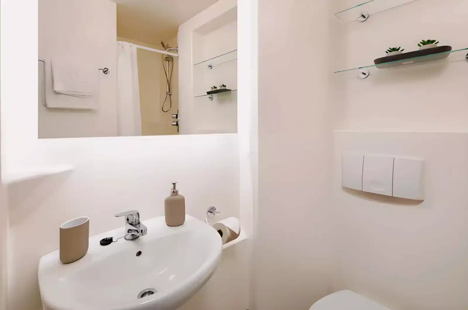 Ensuite Bronze (New Style) - Bathroom