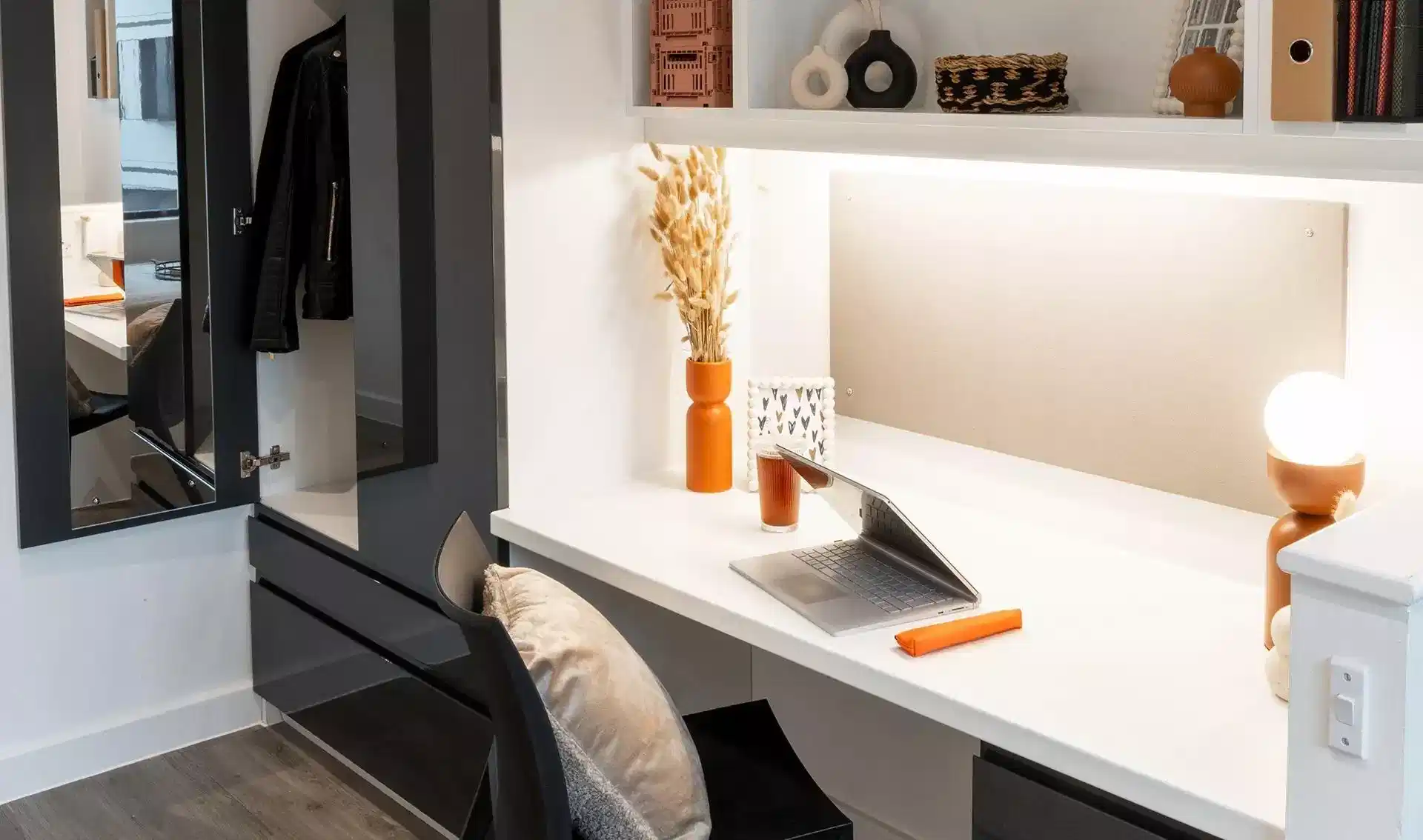 Club Ensuite - Amenities