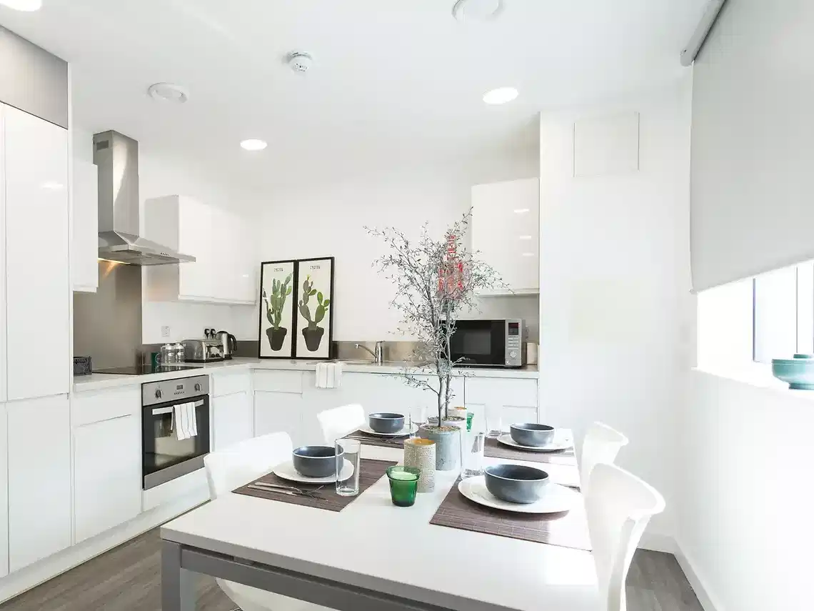 4 Bed Cluster En-suite - Kitchen