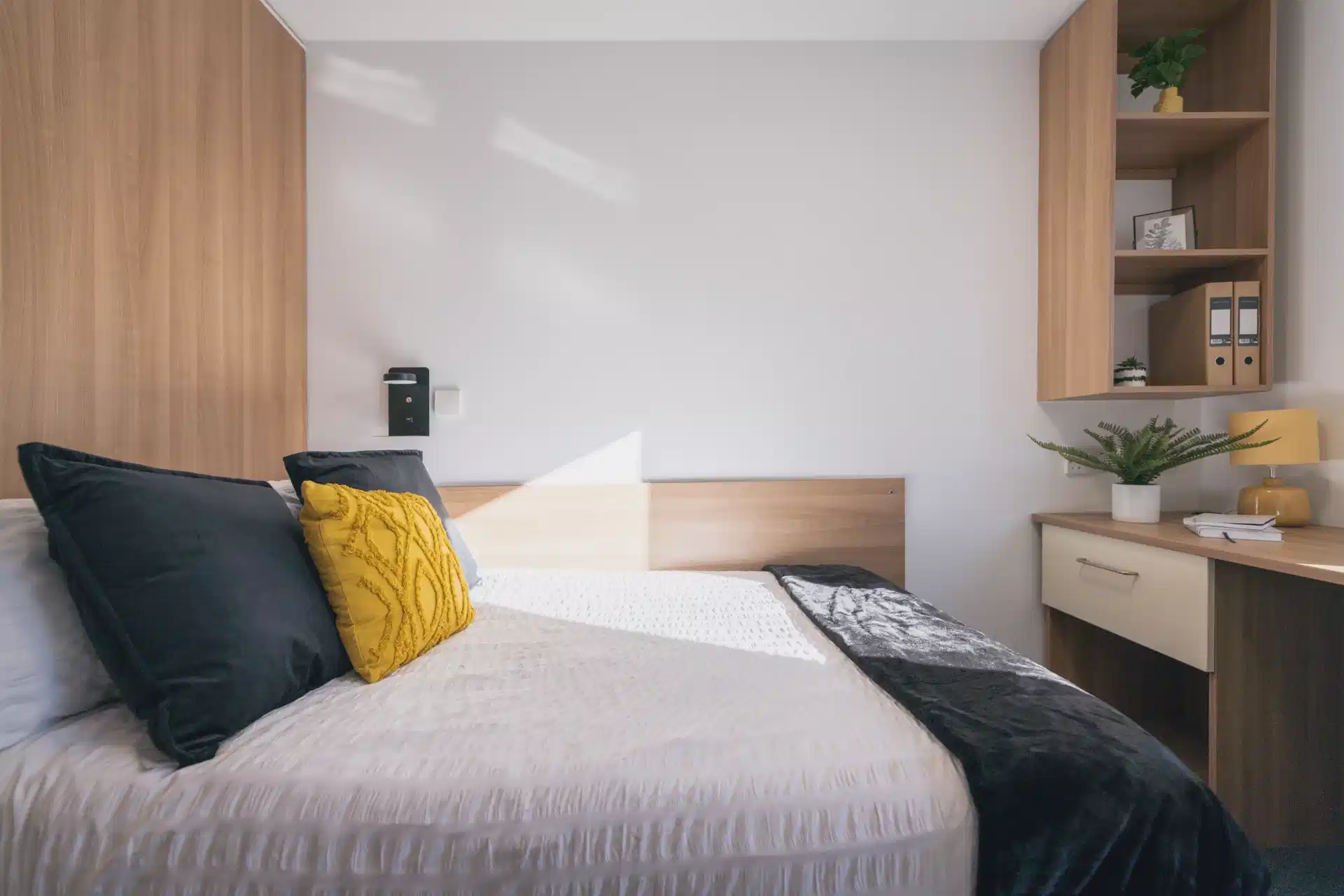 Second Floor Six Bed Cluster - Bedroom