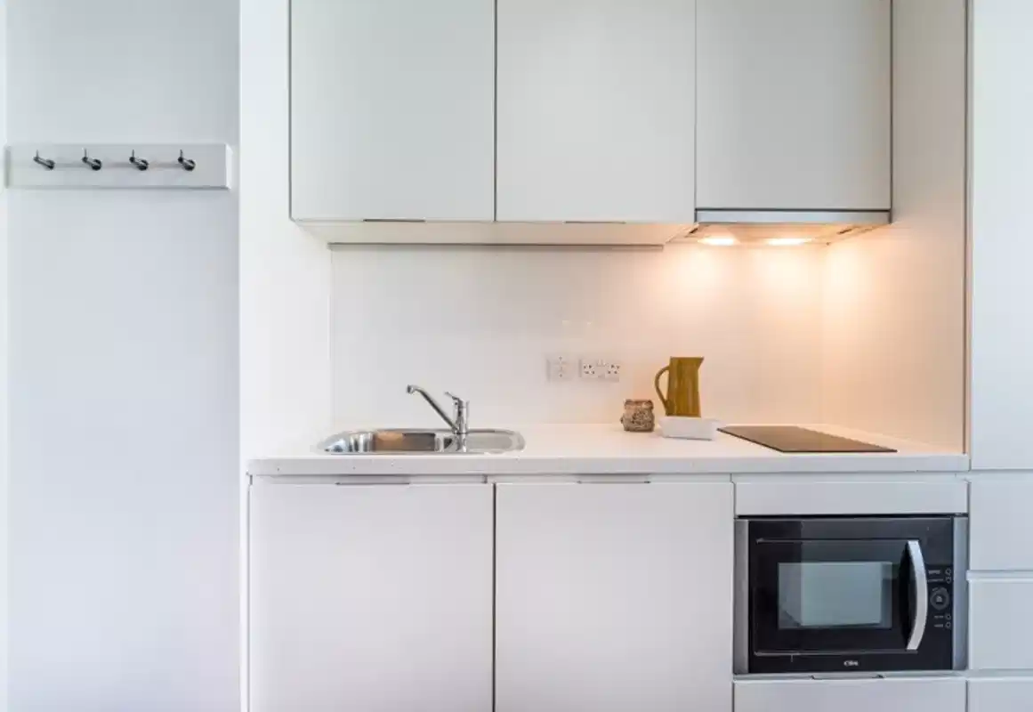 Silver Studio - Kitchen