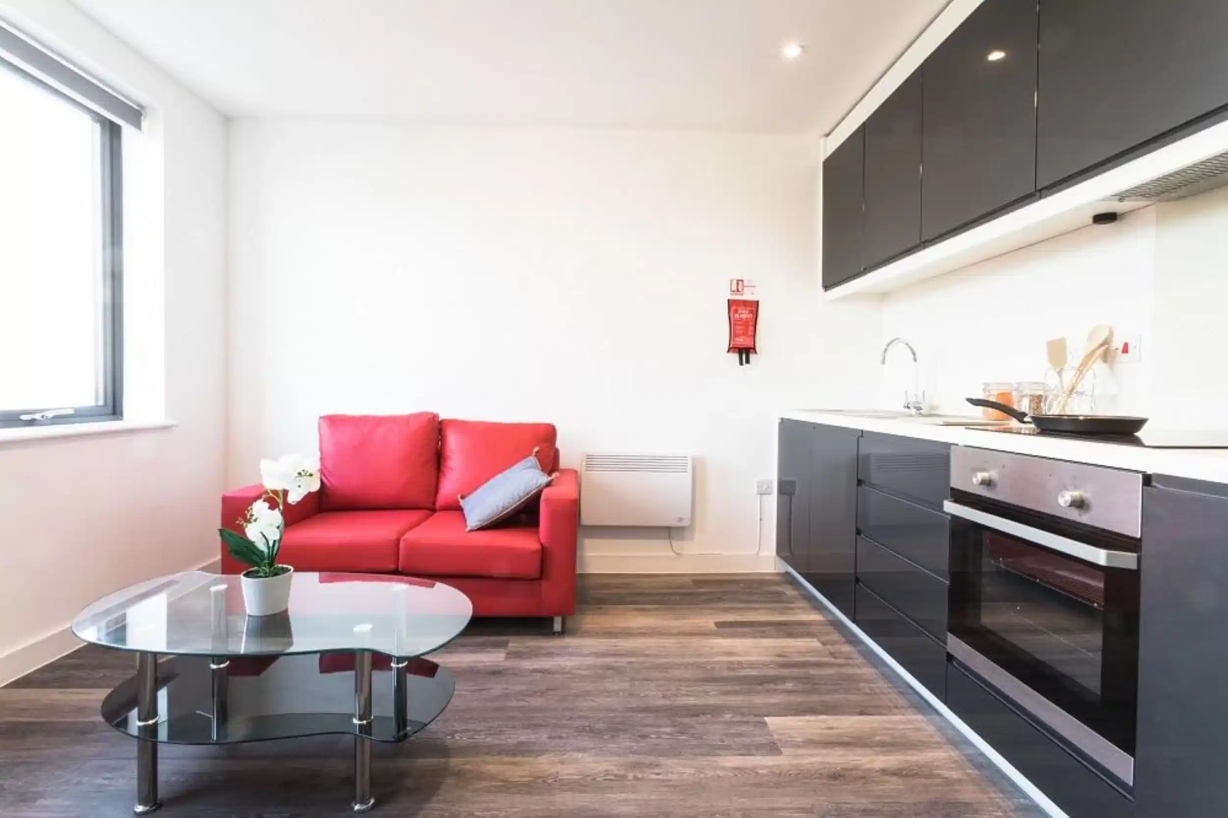 Deluxe One Bed - Kitchen