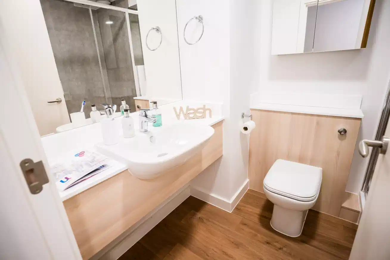 Luxury Plus Studio - Bathroom