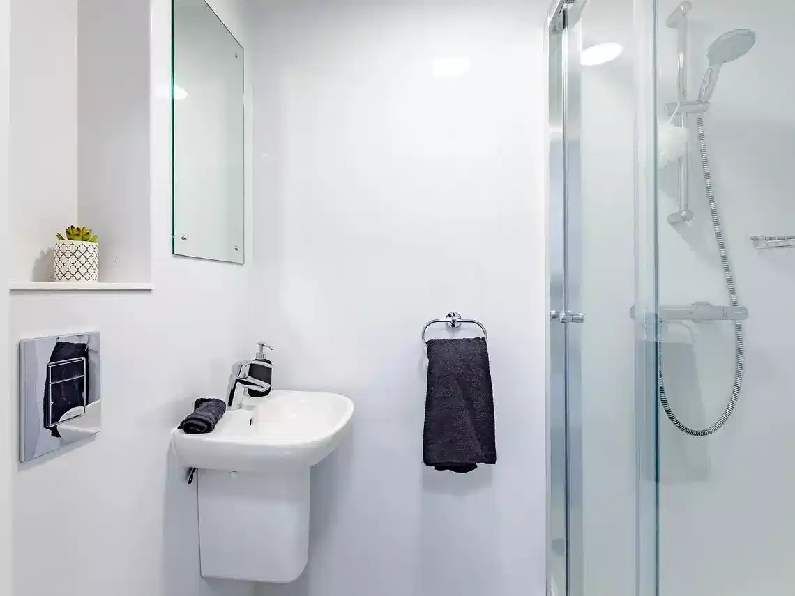 Premium Studio - Bathroom