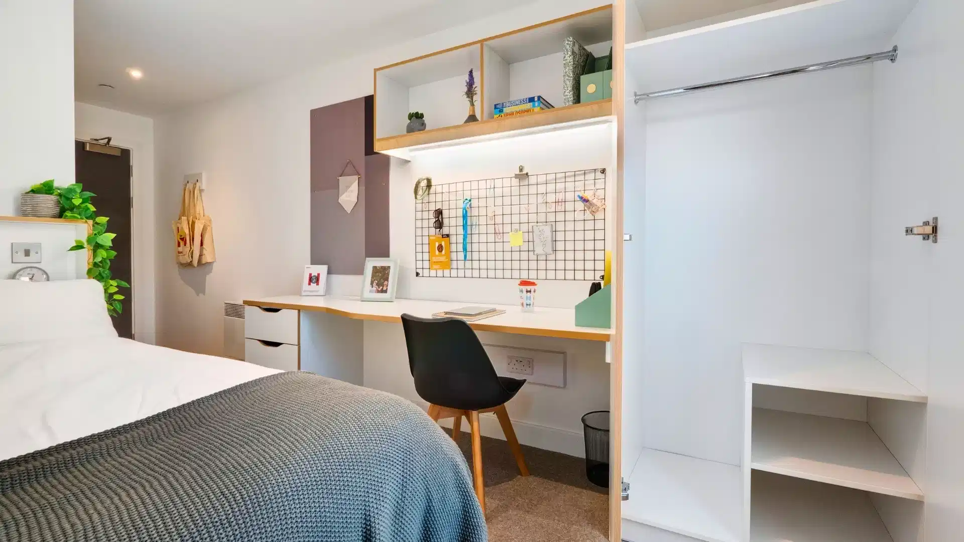 Gold En-suite - Amenities