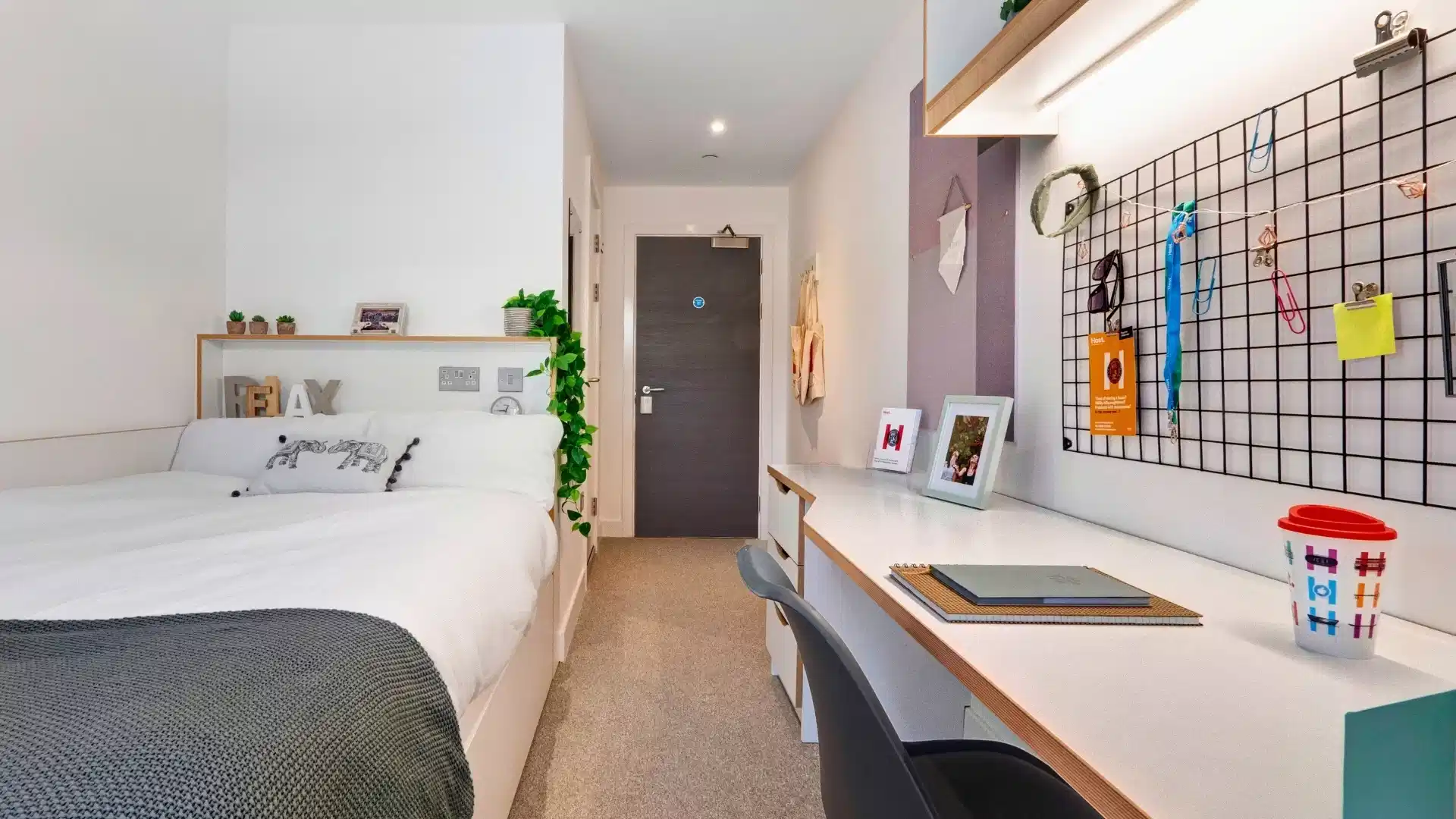 Gold En-suite - Bedroom