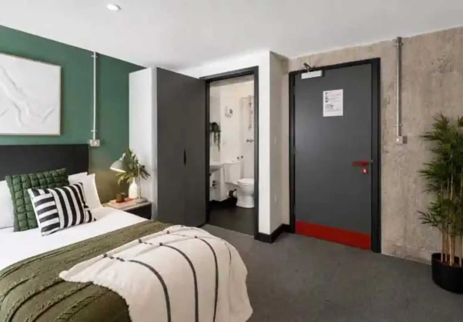 The Beton Room - Bedroom