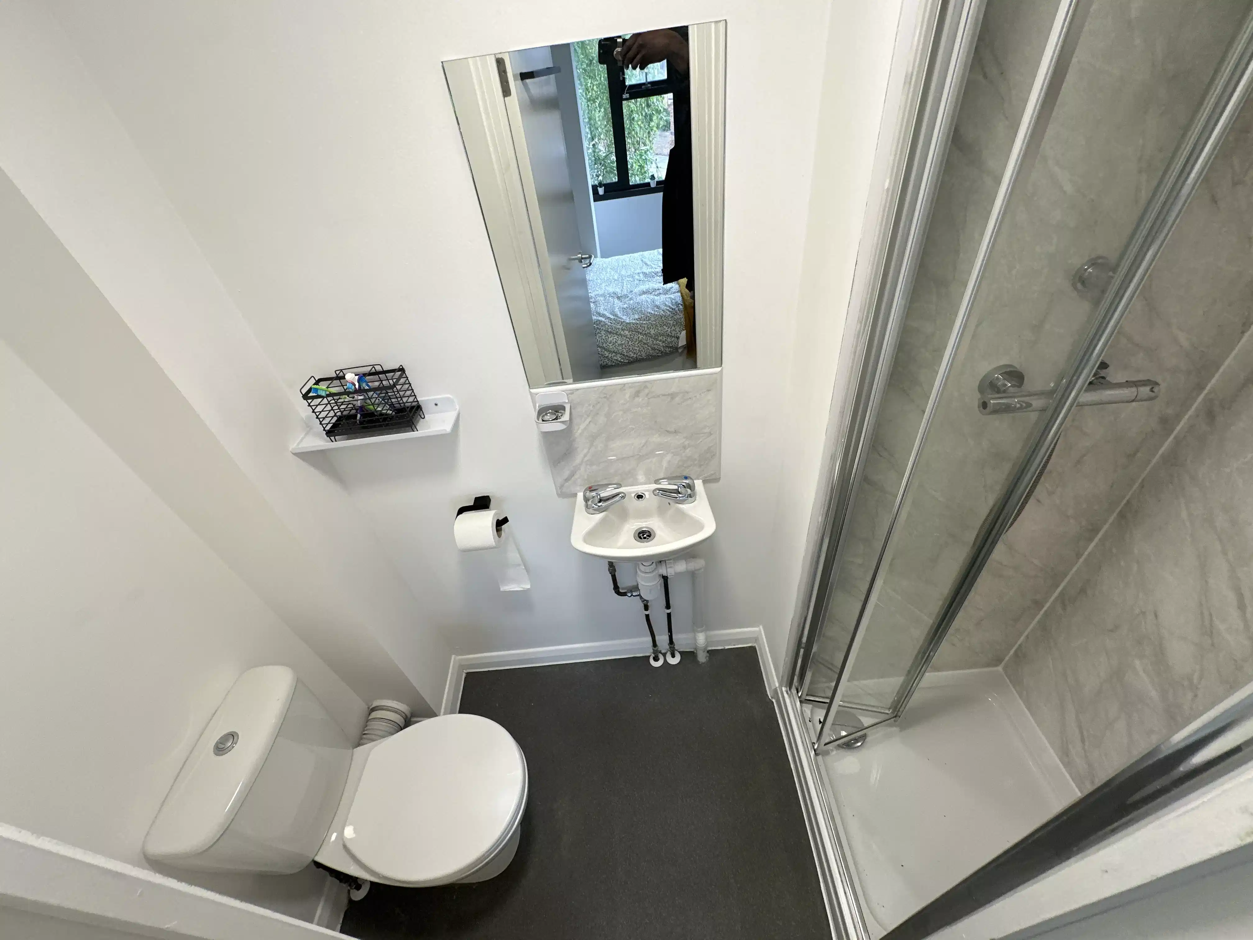 Classic Ensuite - Bathroom