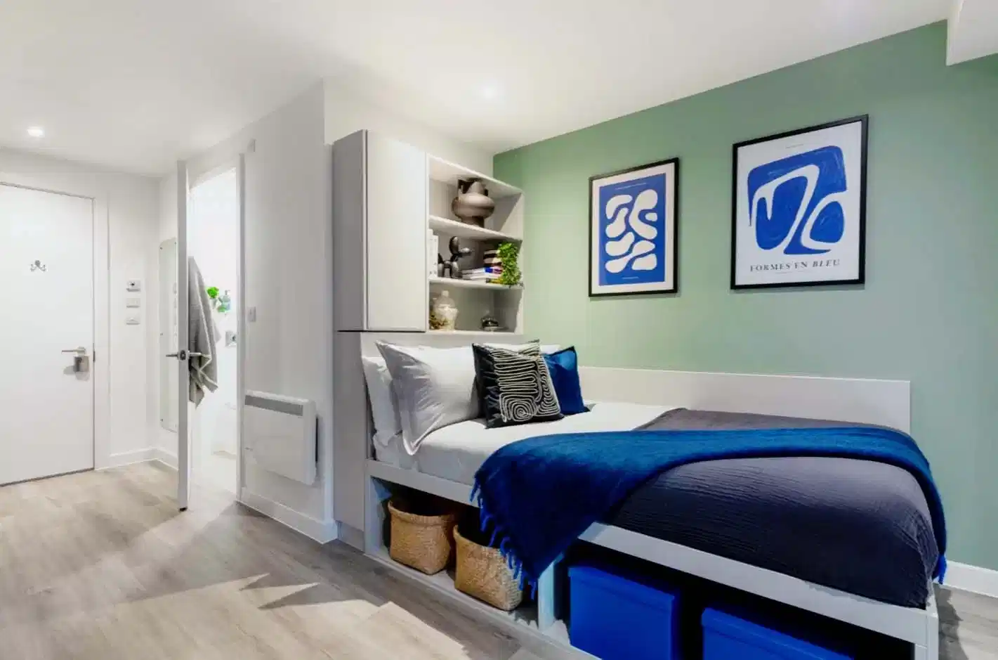  Exec Studio - Bedroom
