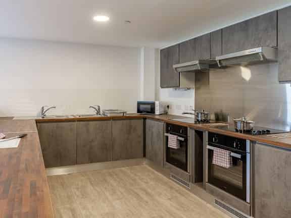 Superior Ensuite - Kitchen