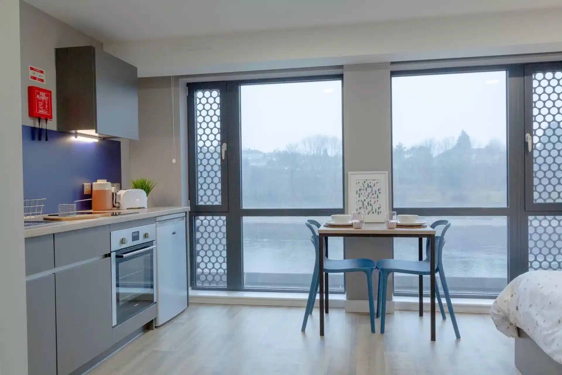 Premium River Studio - Kitchen