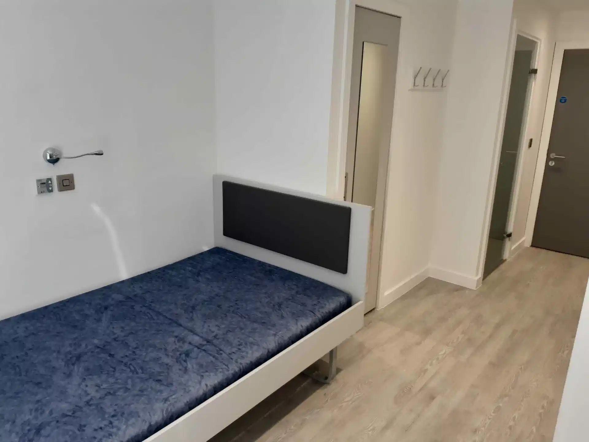 Premium Studio (L Shaped) - Bedroom