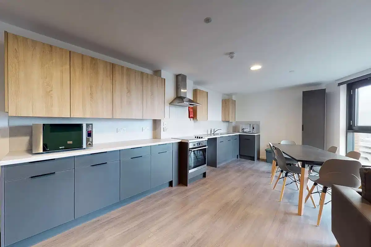 Platinum Ensuite  - Kitchen
