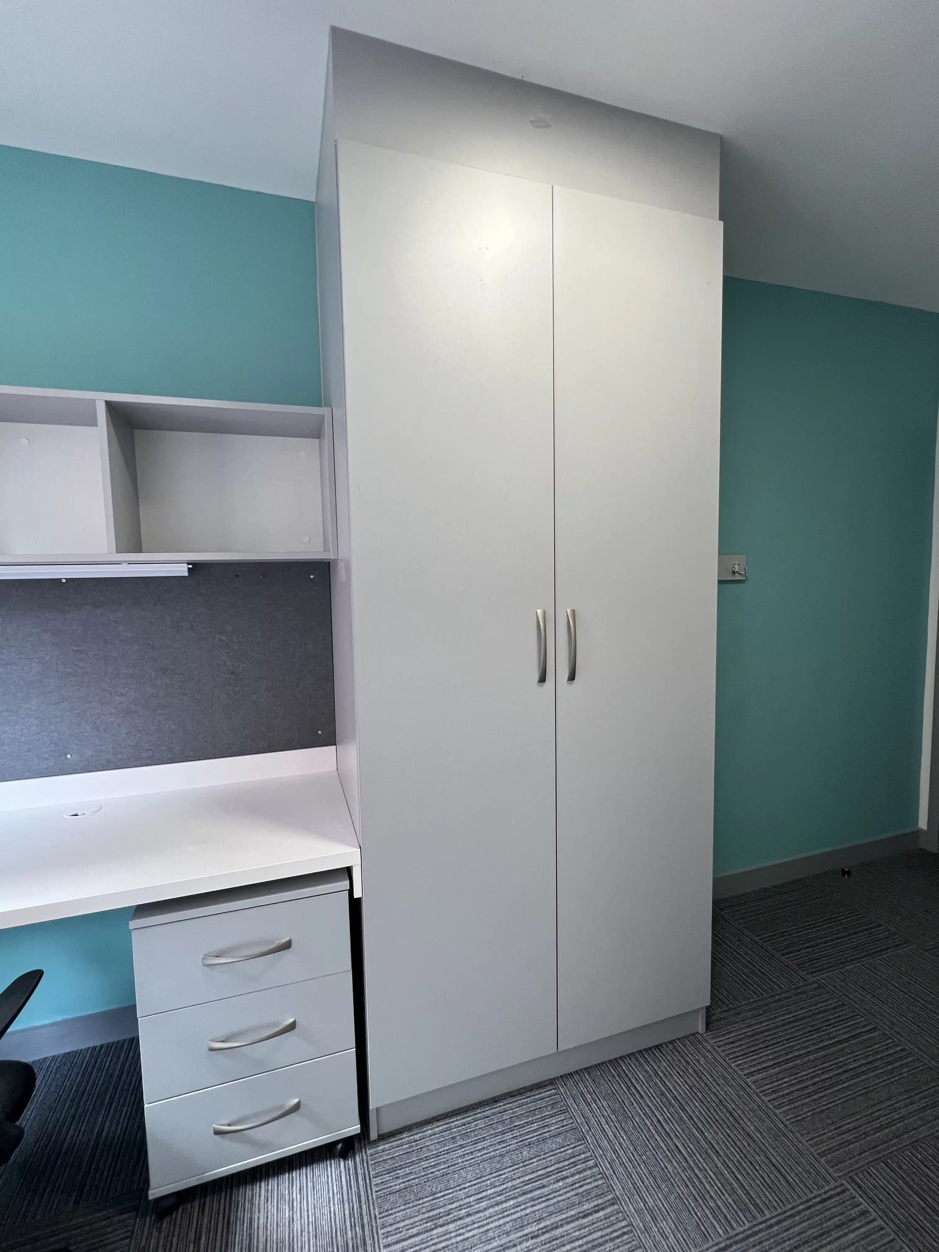 Superior Plus 5 Bed - Bedroom