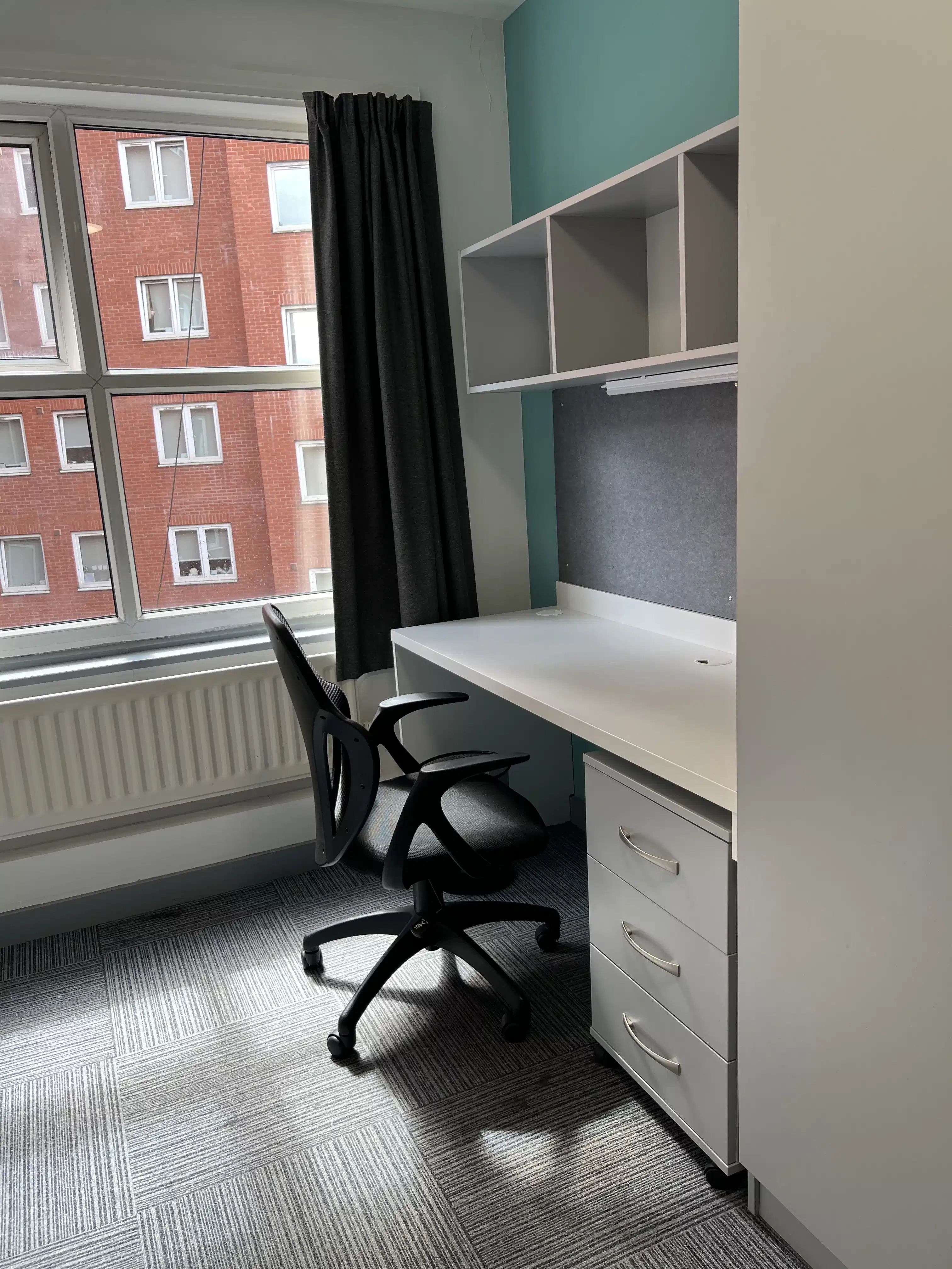 Superior Plus 5 Bed - Bedroom