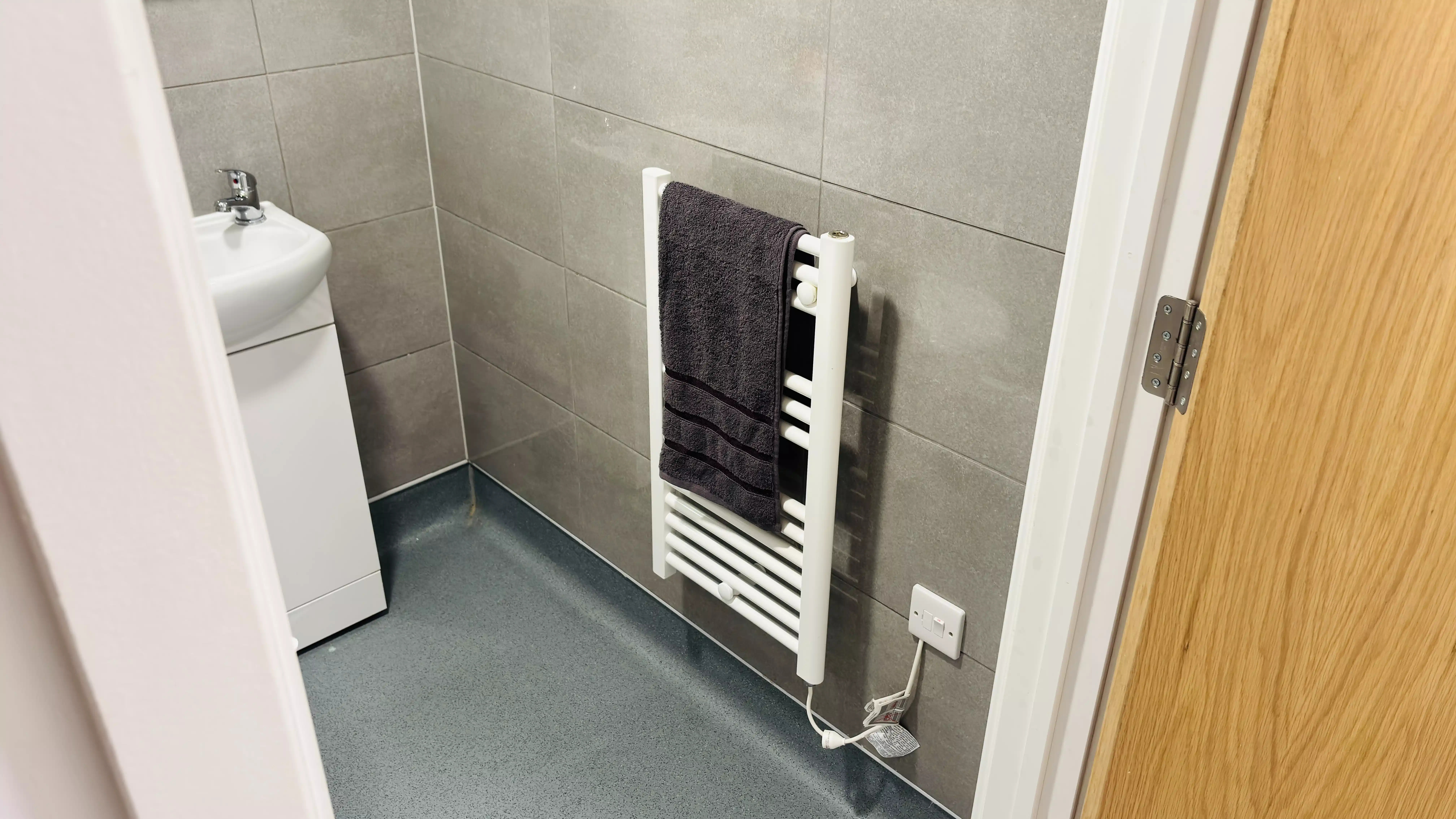 Premium Studio  - Bathroom