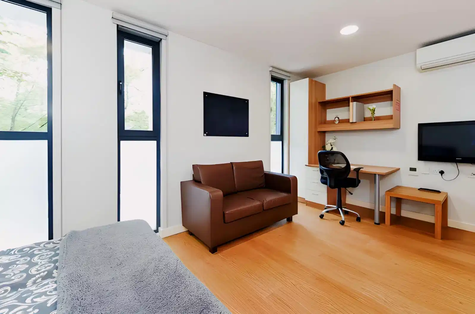 Annex Platinum Plus - Amenities