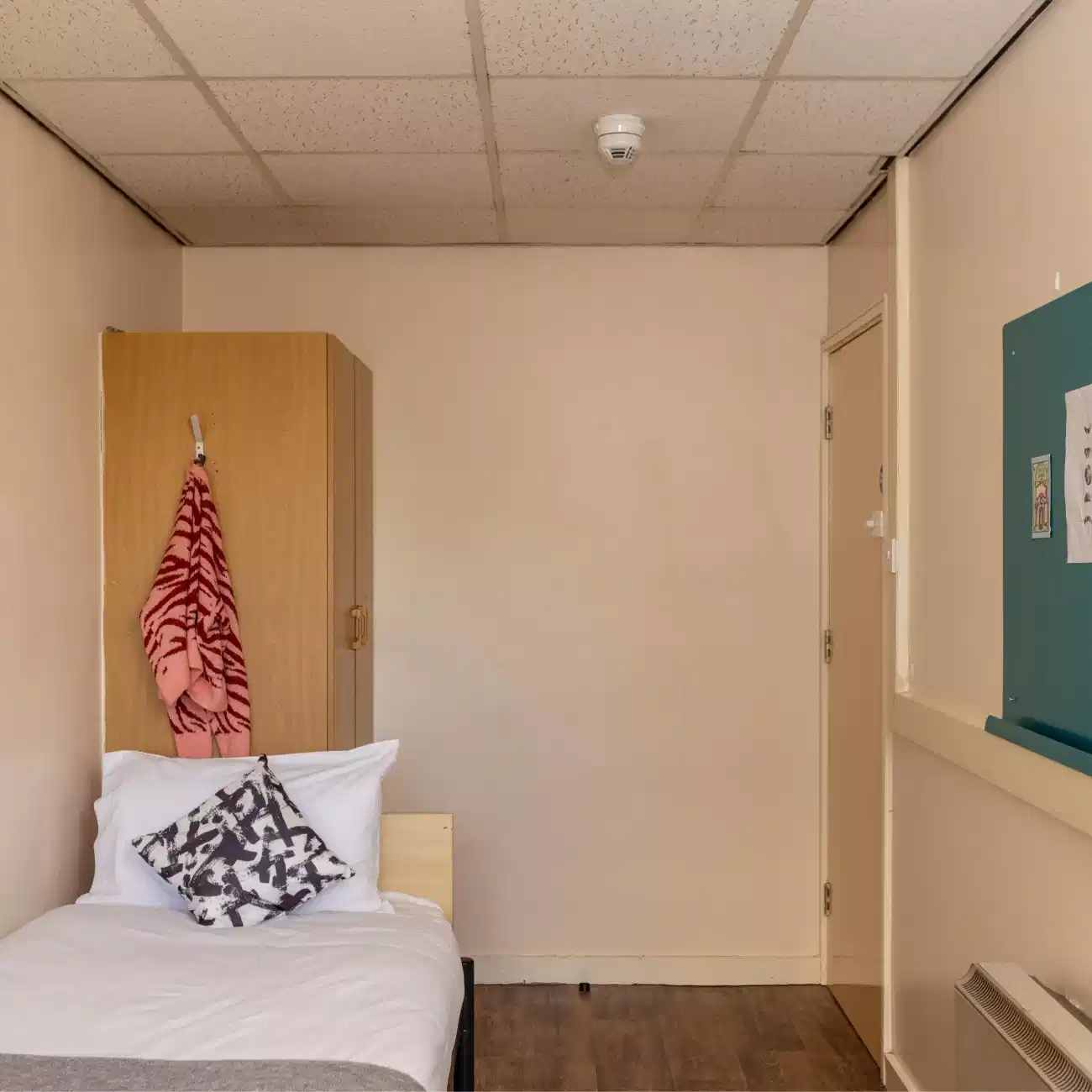 Bronze Room - Bedroom