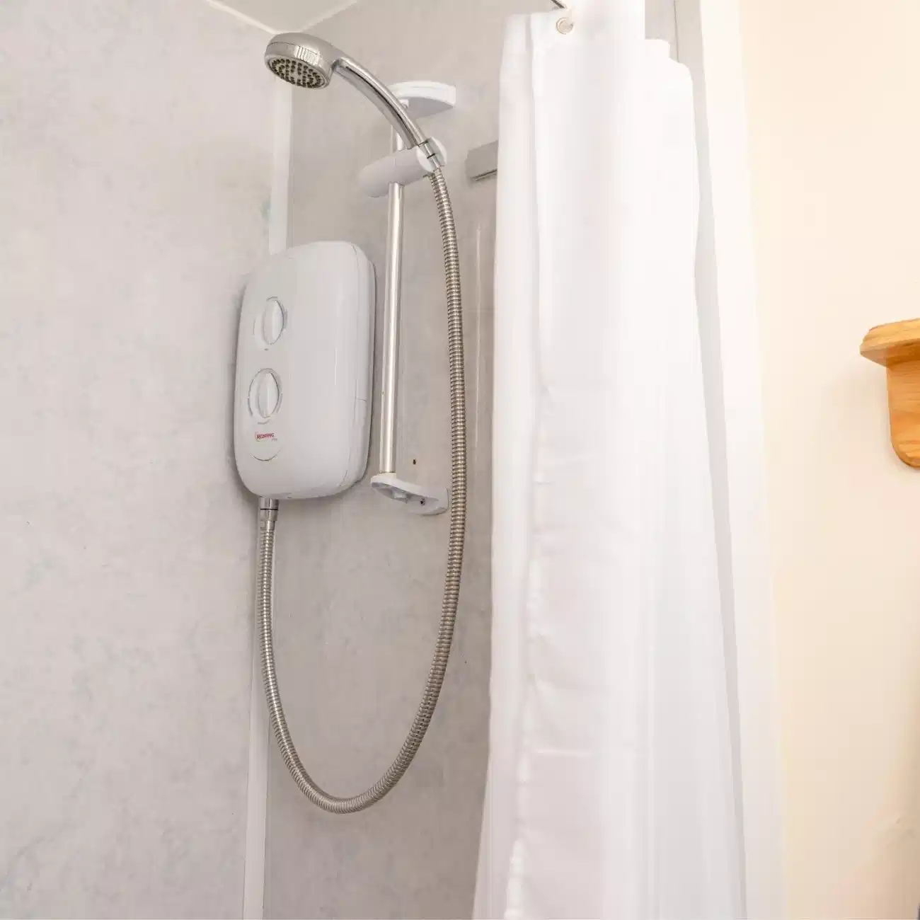 Bronze Room - Bathroom