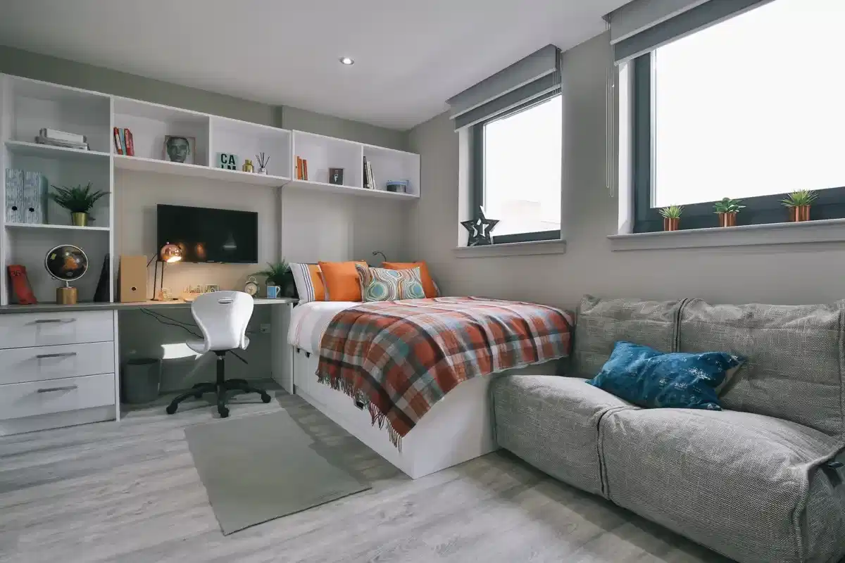 Classic Accessible Studio - Bedroom