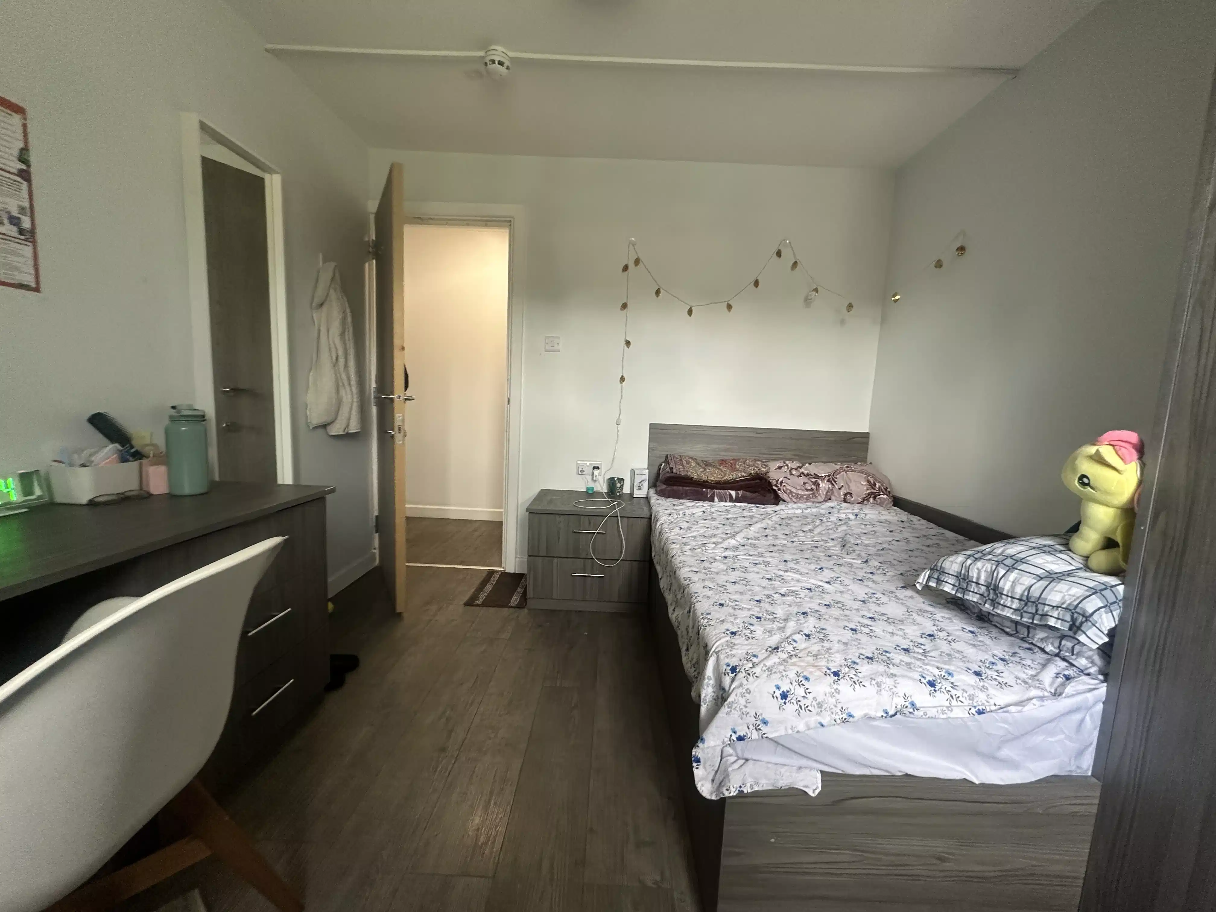 Four Bed Flat - Bedroom