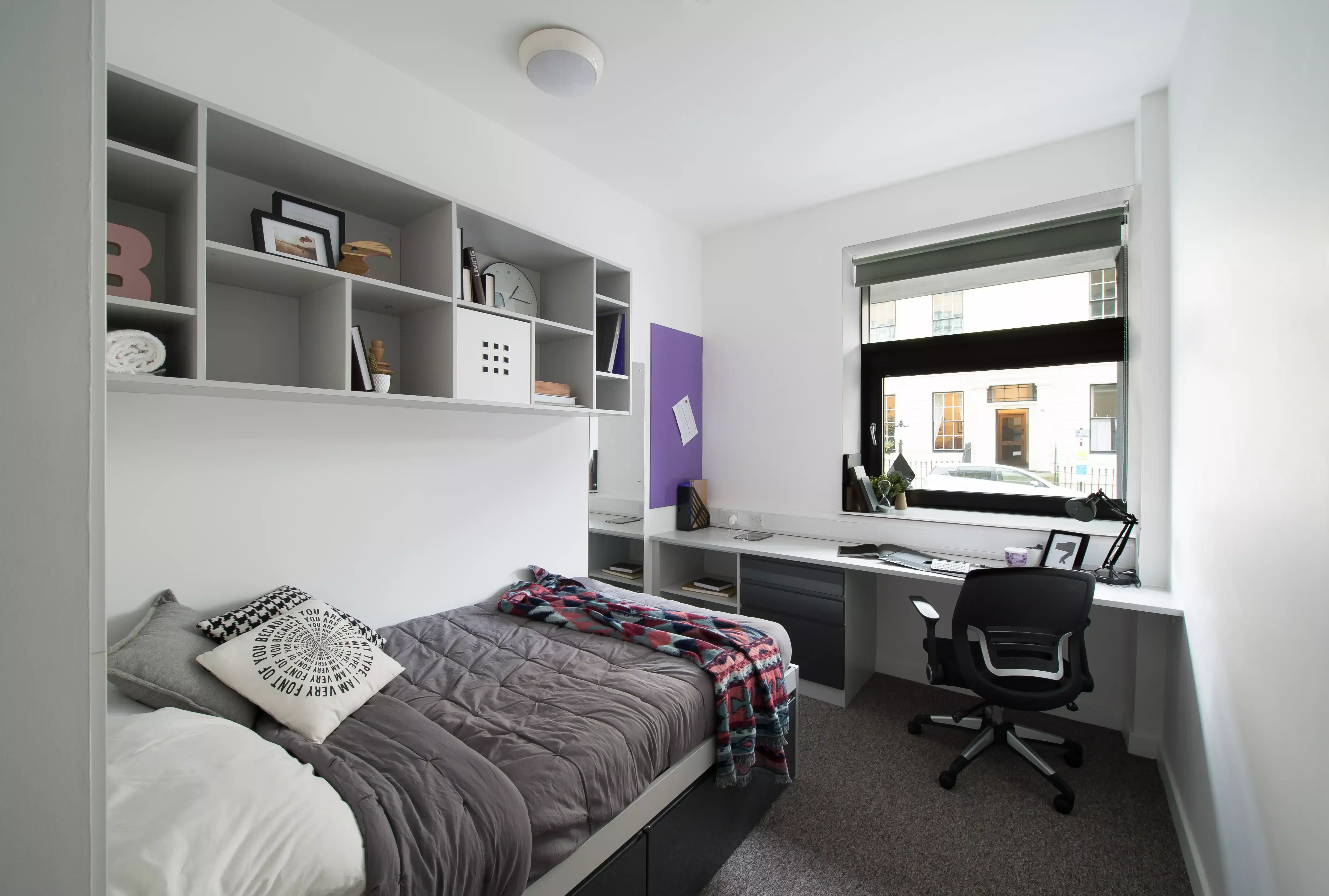 Classic Lower Floor Ensuite (Clifton House) - Bedroom