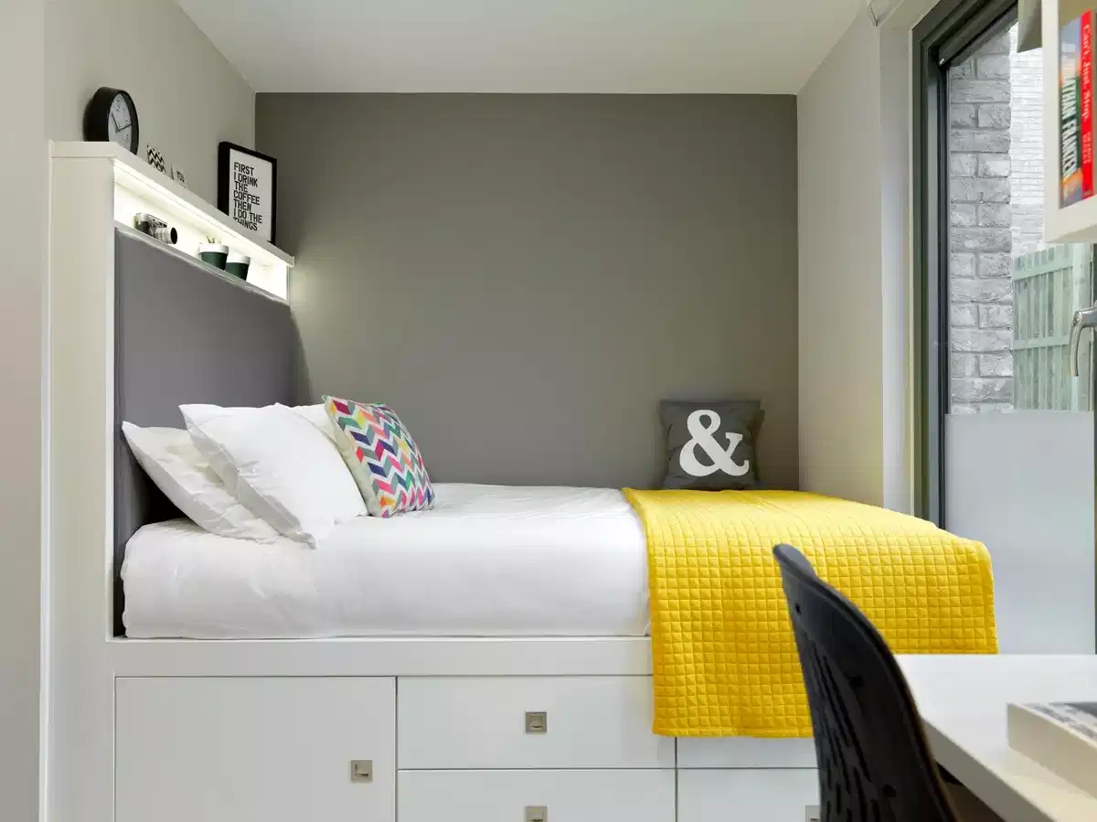 Doyle Studio - Bedroom