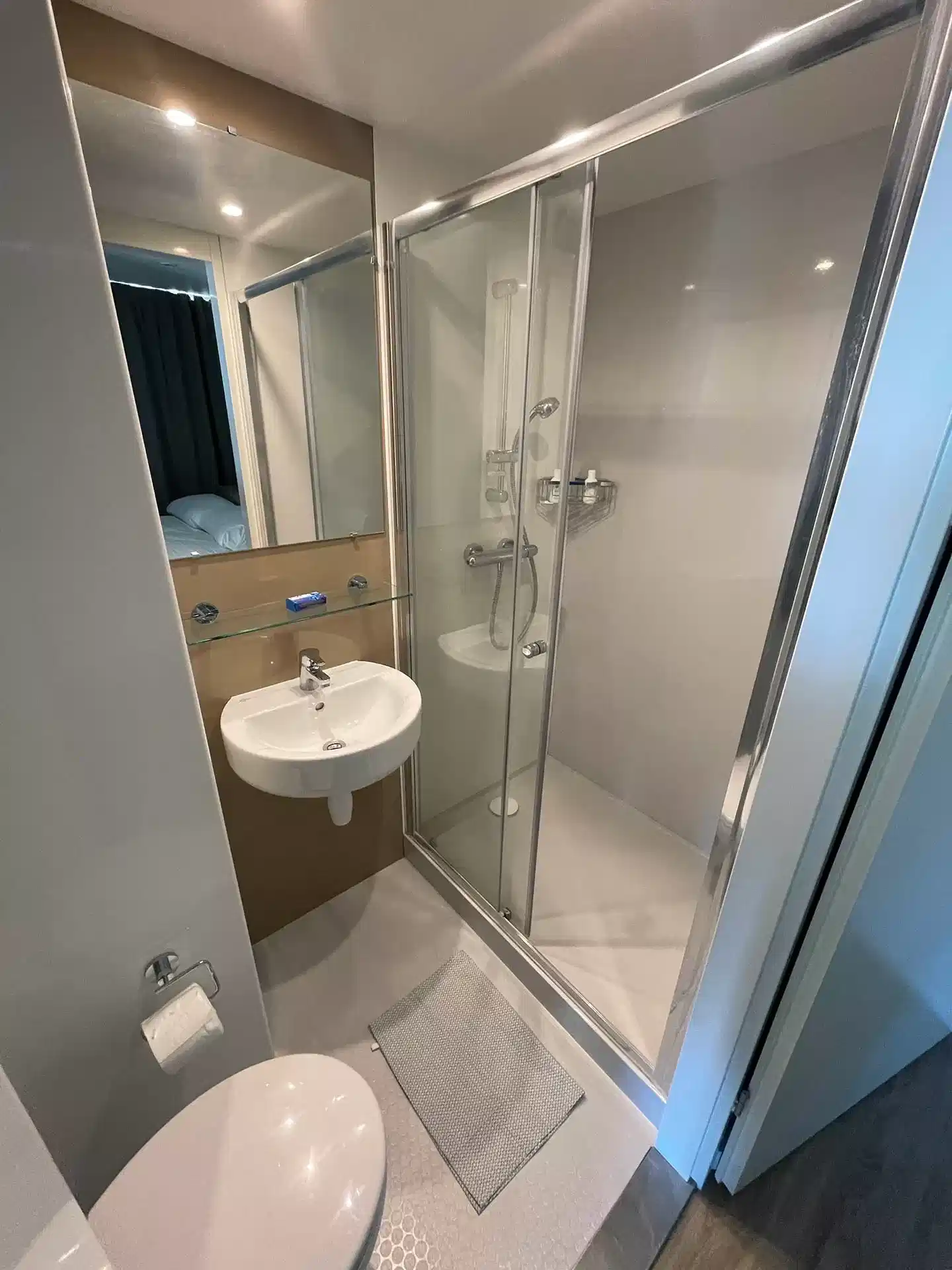 Panorama Studio - Bathroom