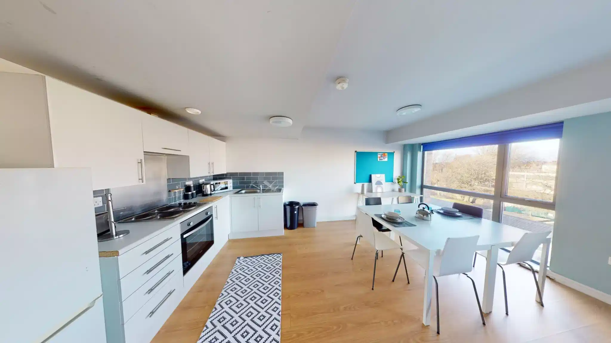 6-7 Bedroom Cluster Ensuite - Kitchen