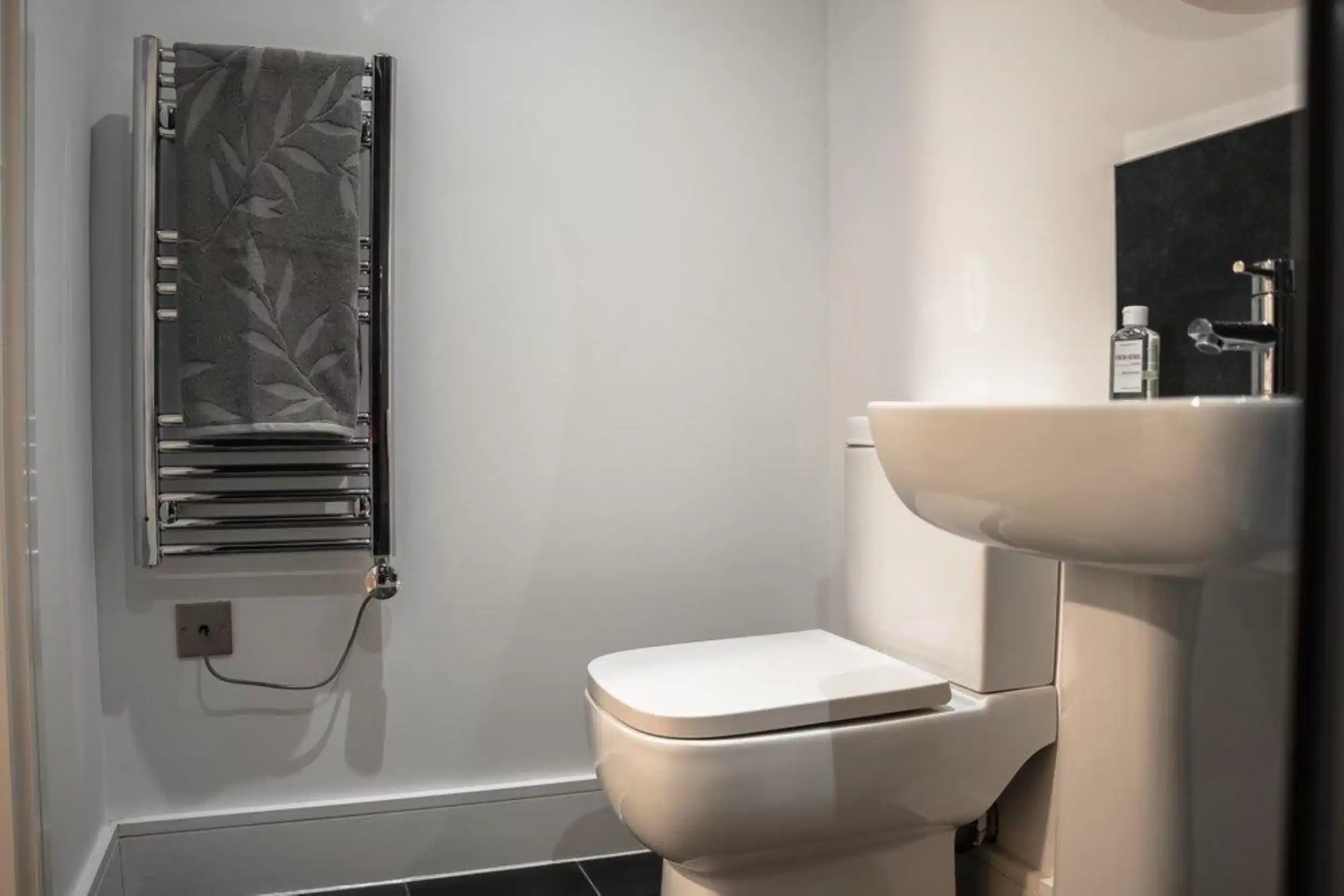 Ensuite Edition III - Bathroom