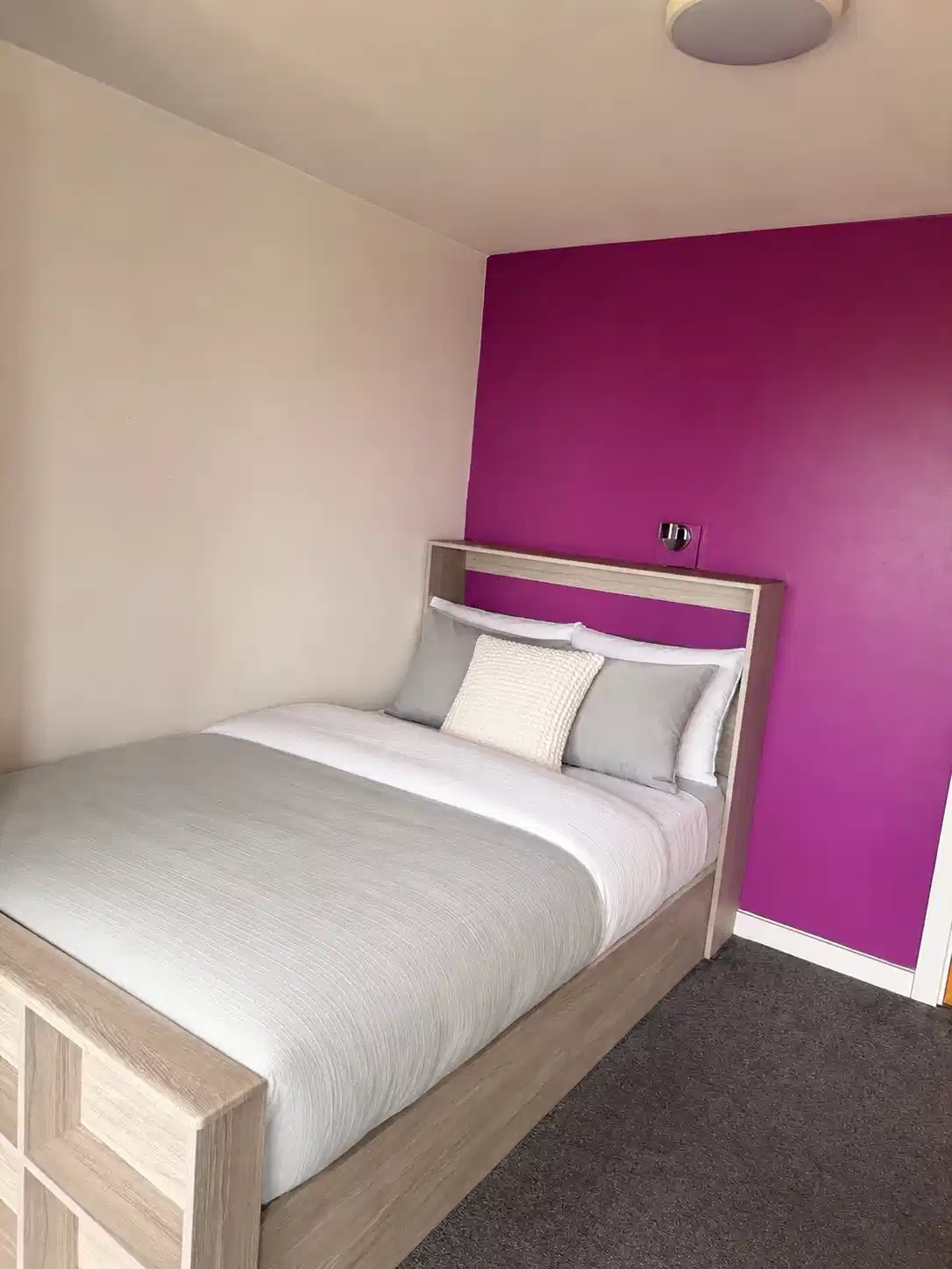 Gold Ensuite - Bedroom