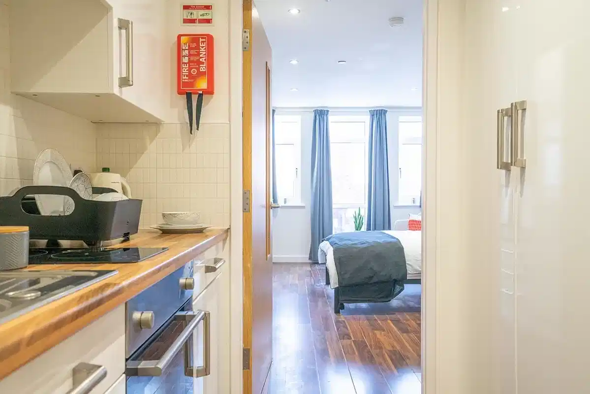 Studio - Kitchen