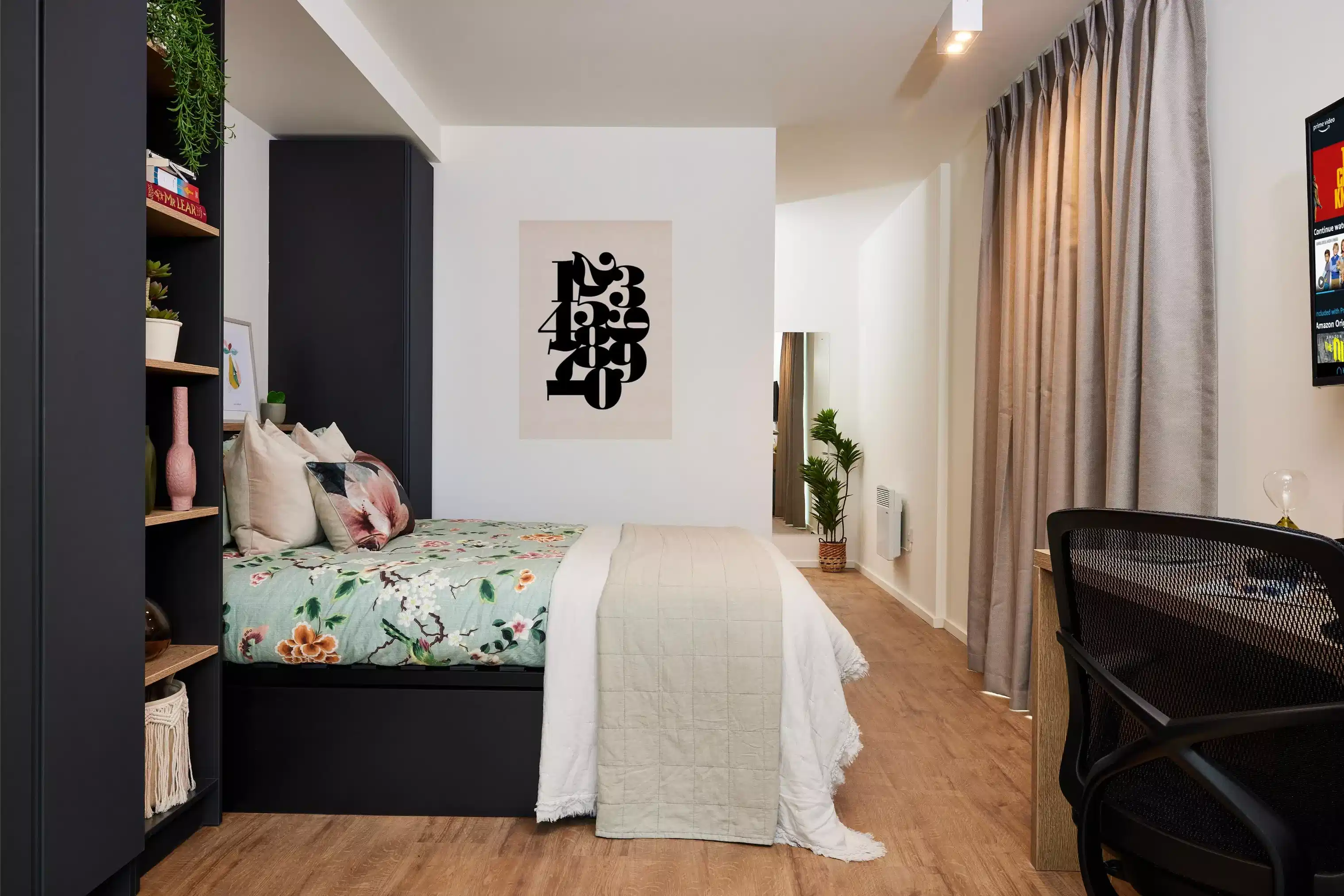 Classic Plus - Bedroom